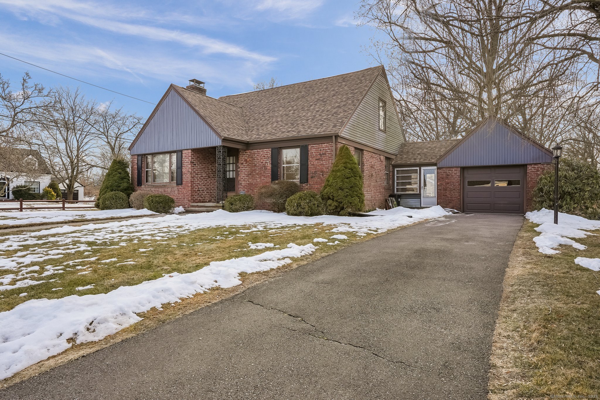 615 Chickadee Lane