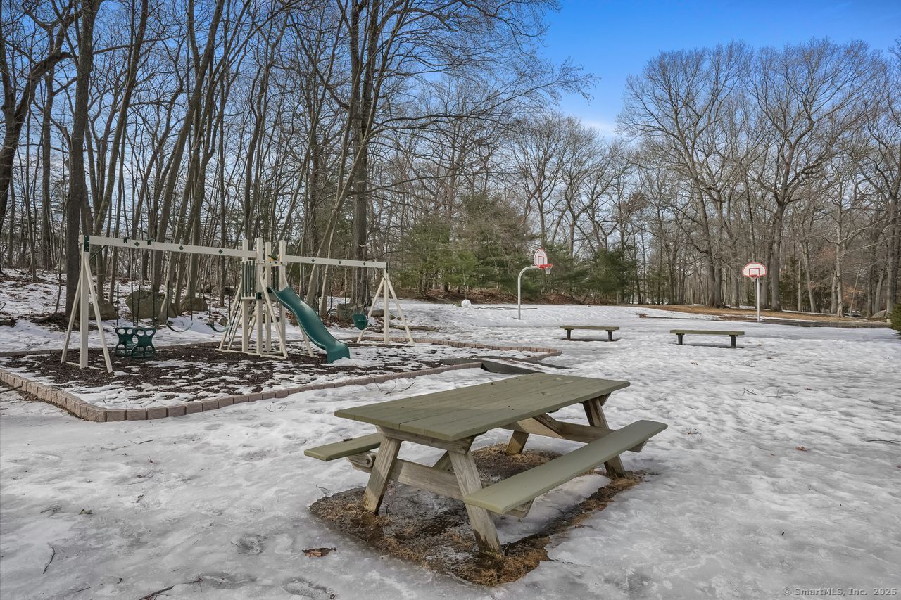 111 Fiddler Green Road Unit: B