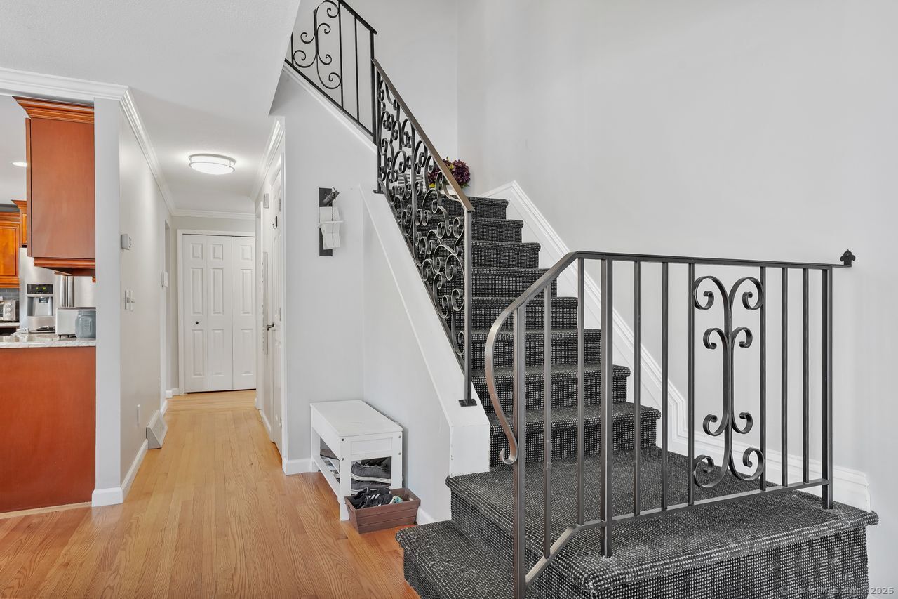 111 Fiddler Green Road Unit: B