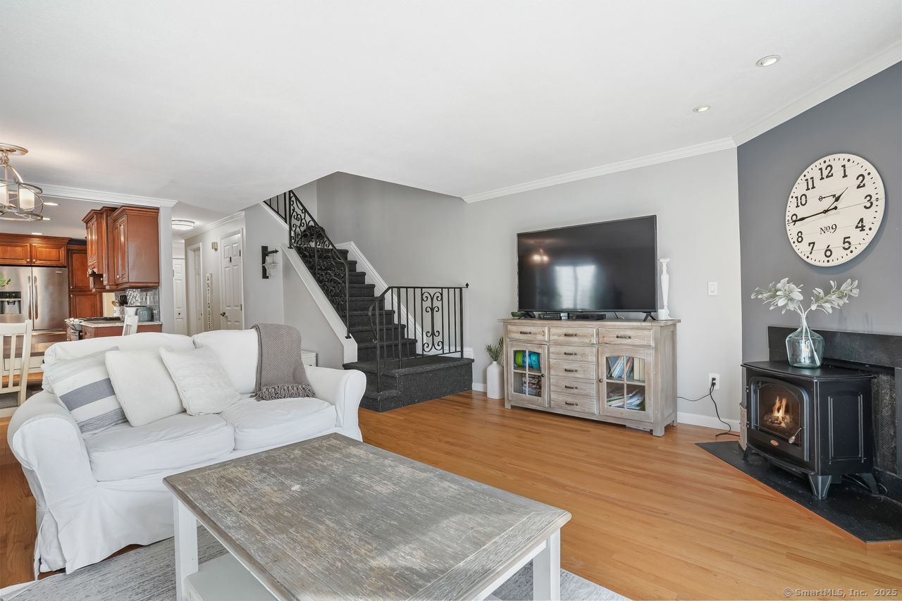 111 Fiddler Green Road Unit: B