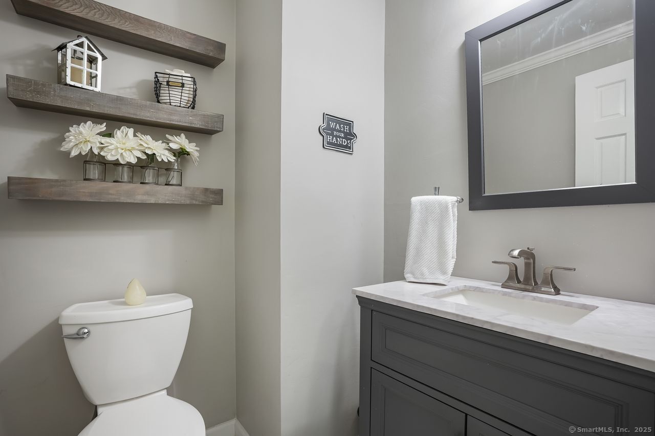 111 Fiddler Green Road Unit: B