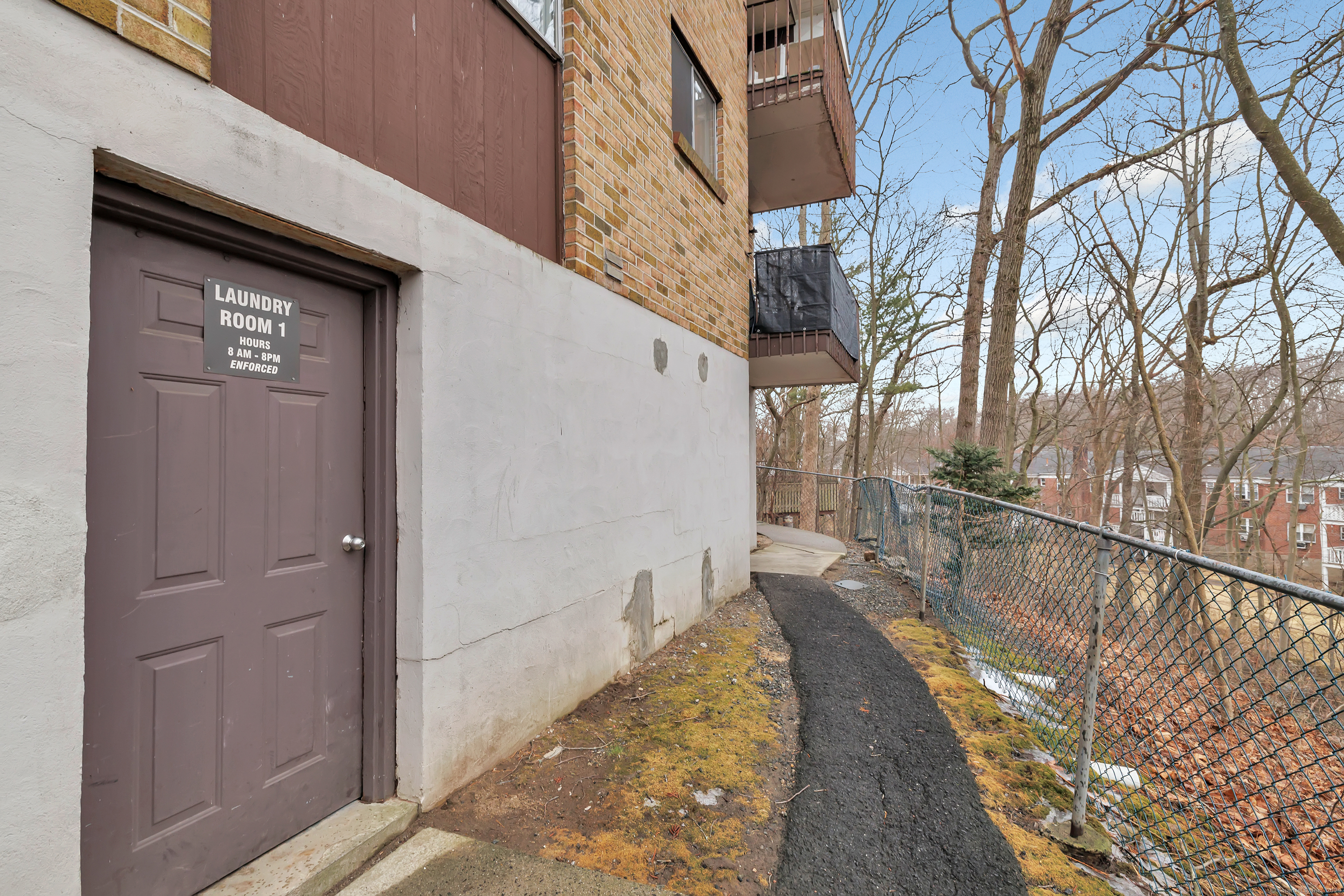 183 Kennedy Drive 183