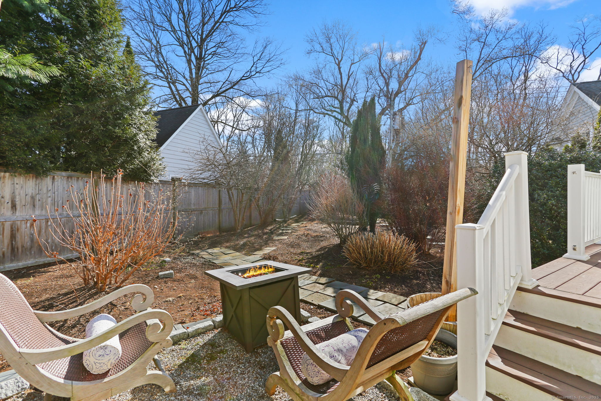 1215 Unquowa Road West