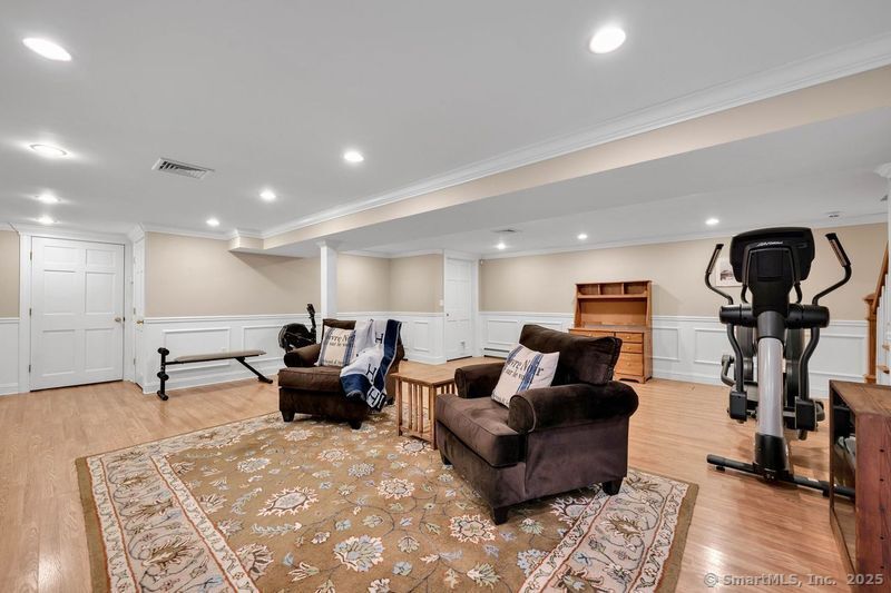 61 Hillside Lane