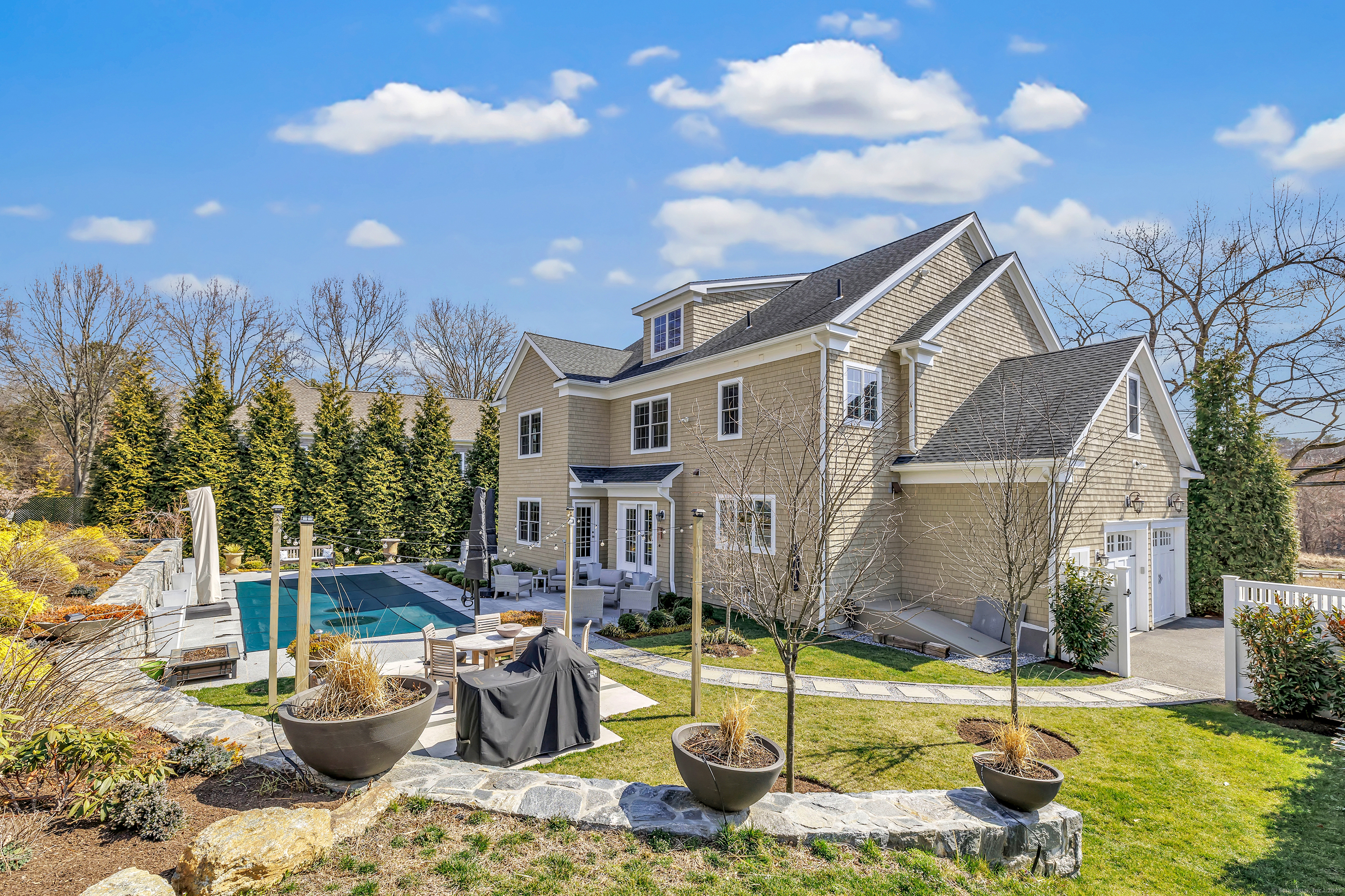 950 Mill Hill Terrace