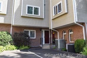 7 Seir Hill Road 13