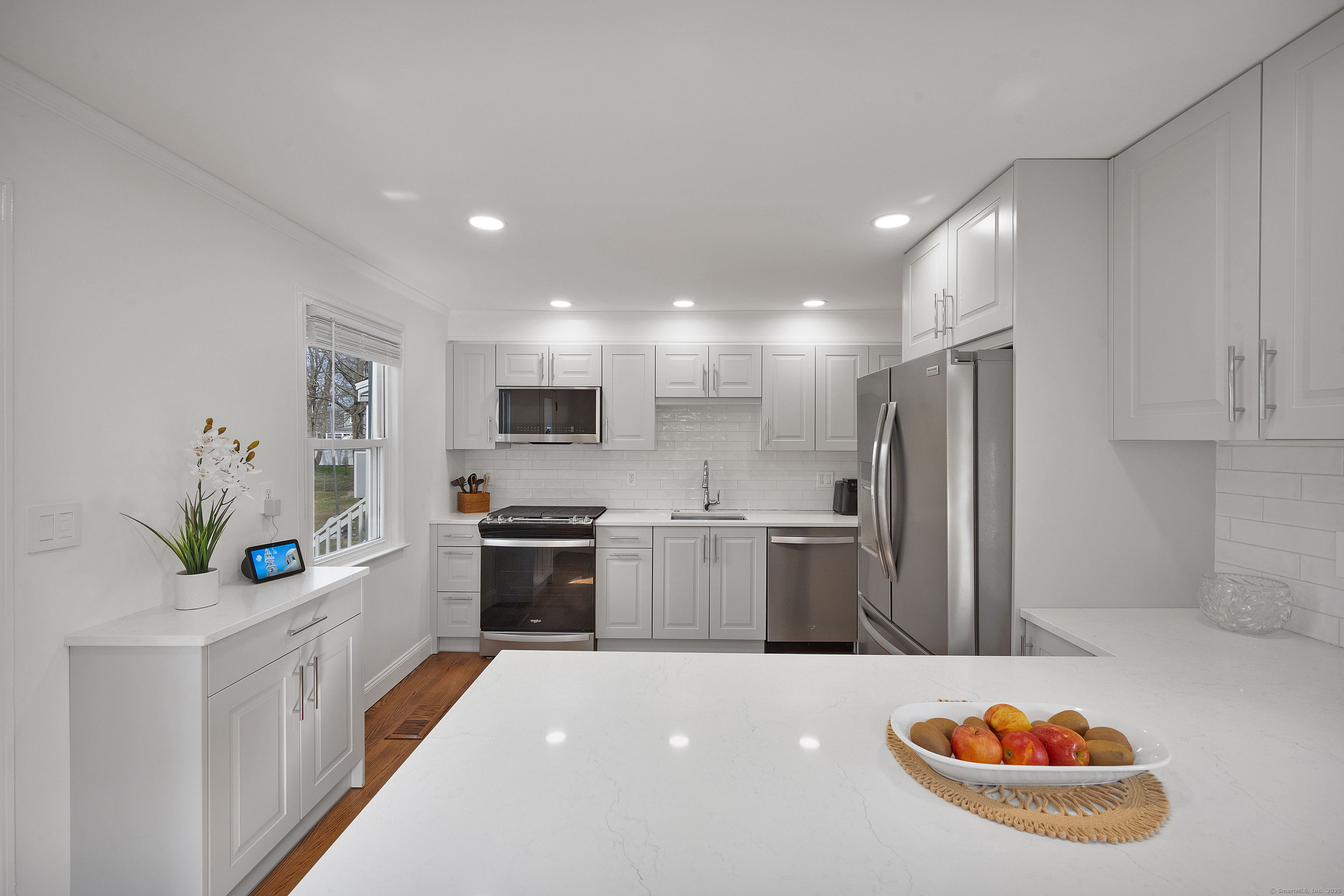 686 Reef Road