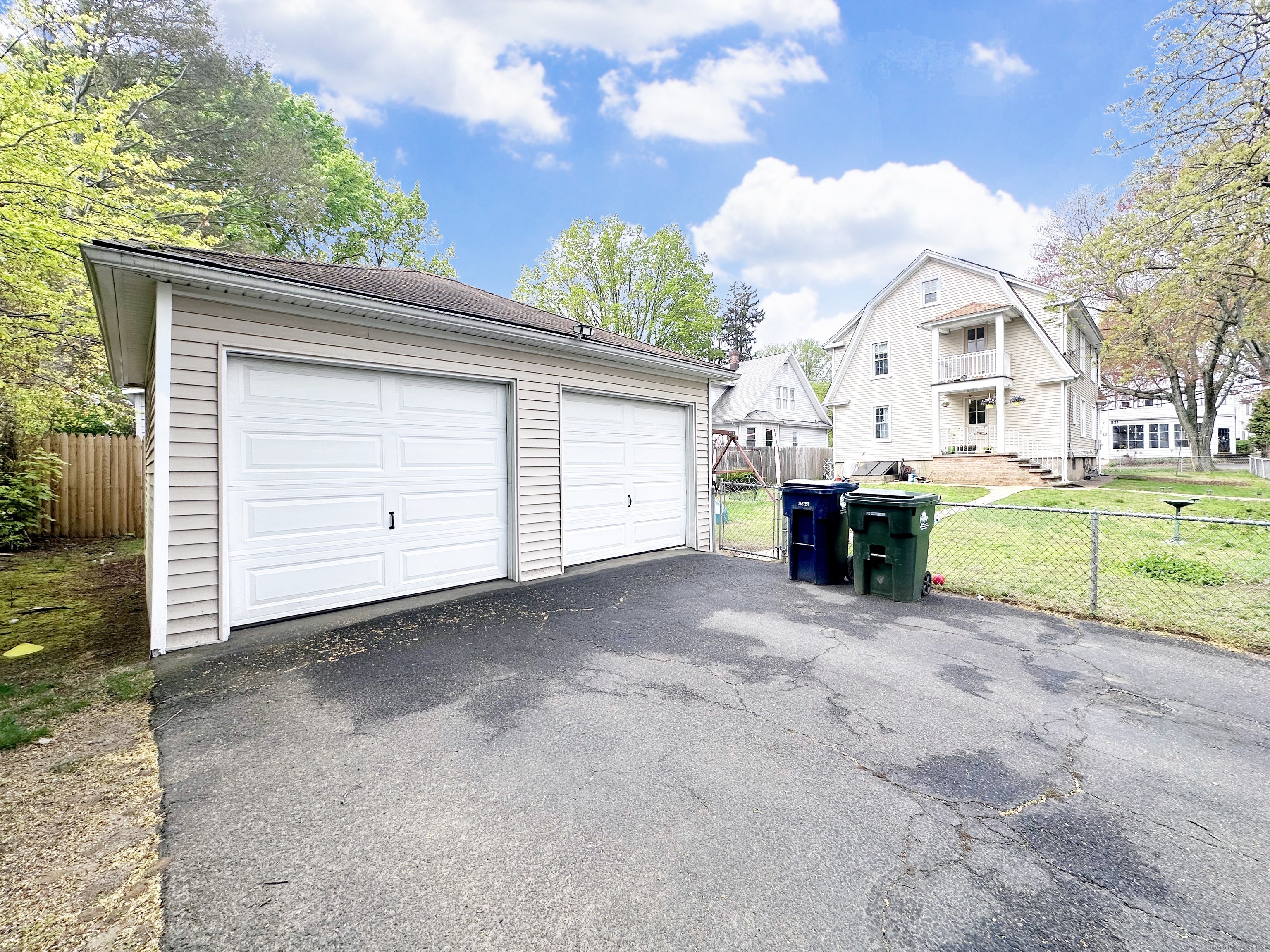 826 Black Rock Turnpike