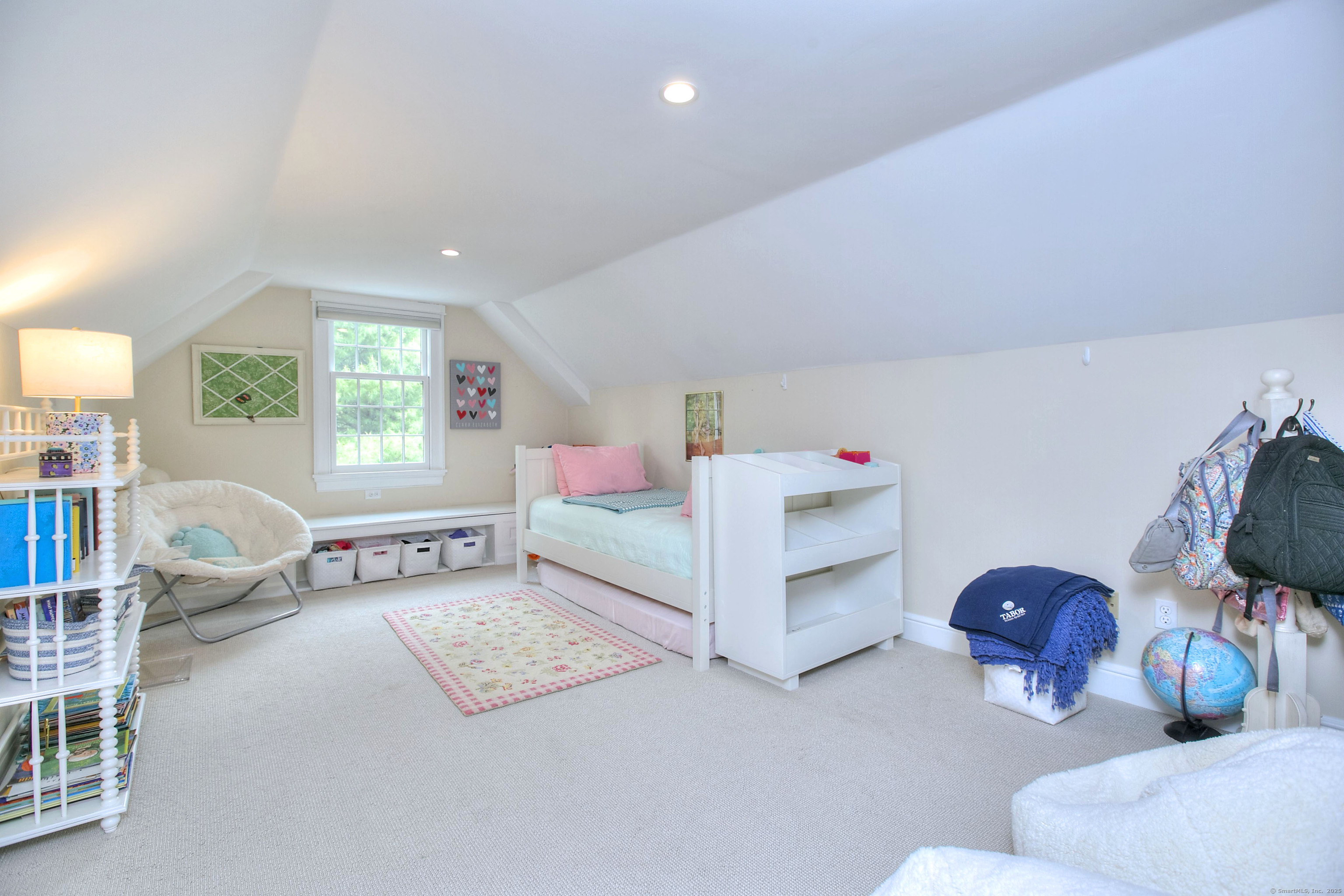127 College Park Drive