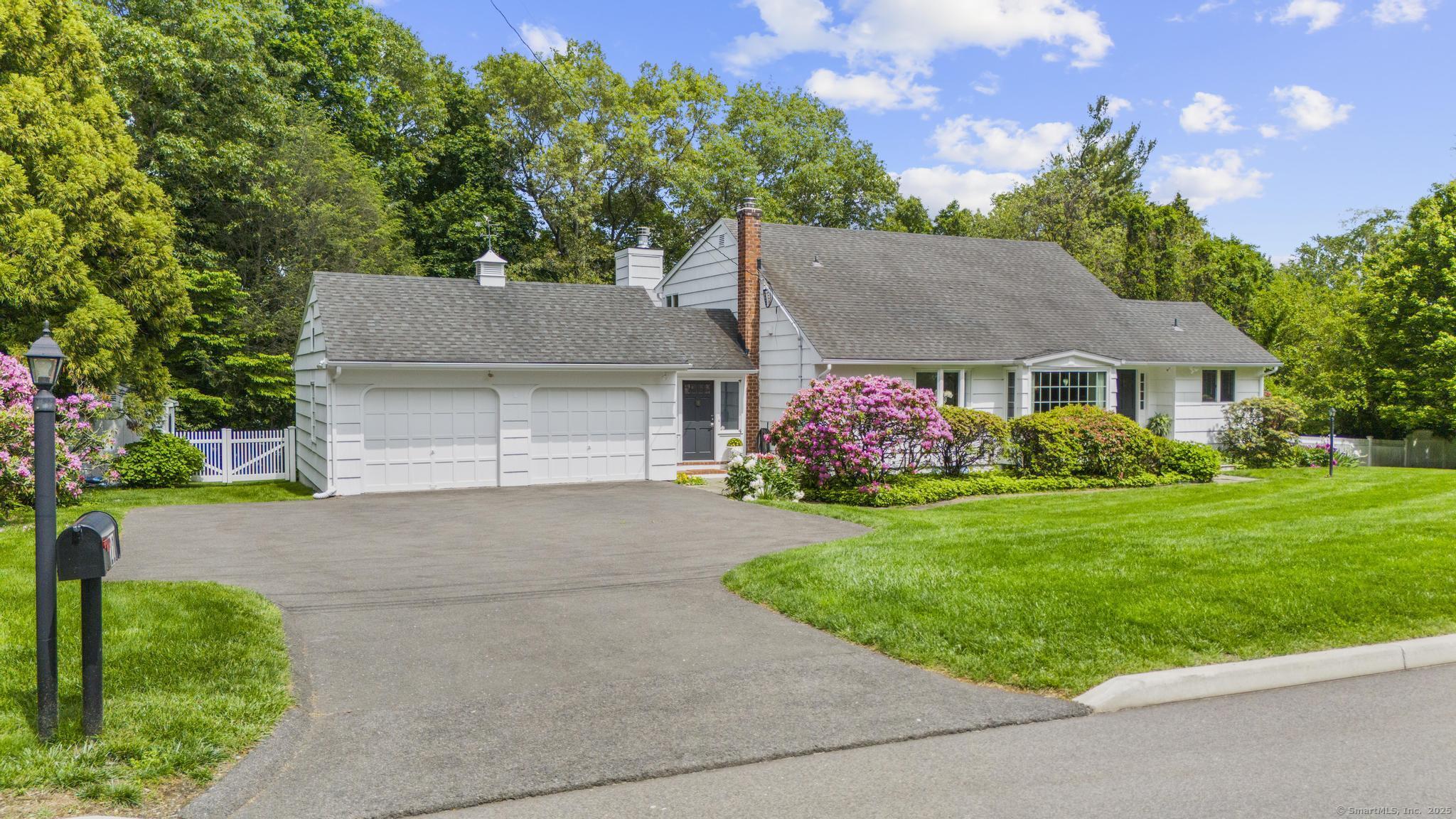 22 Douglas Drive
