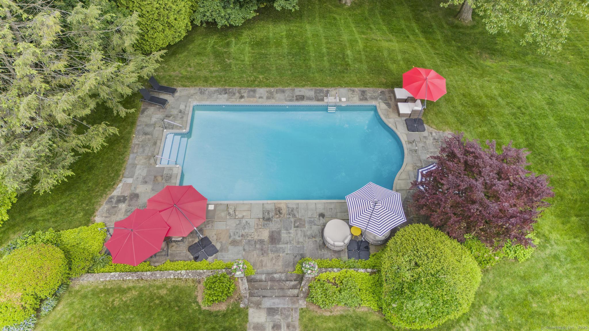 22 Douglas Drive