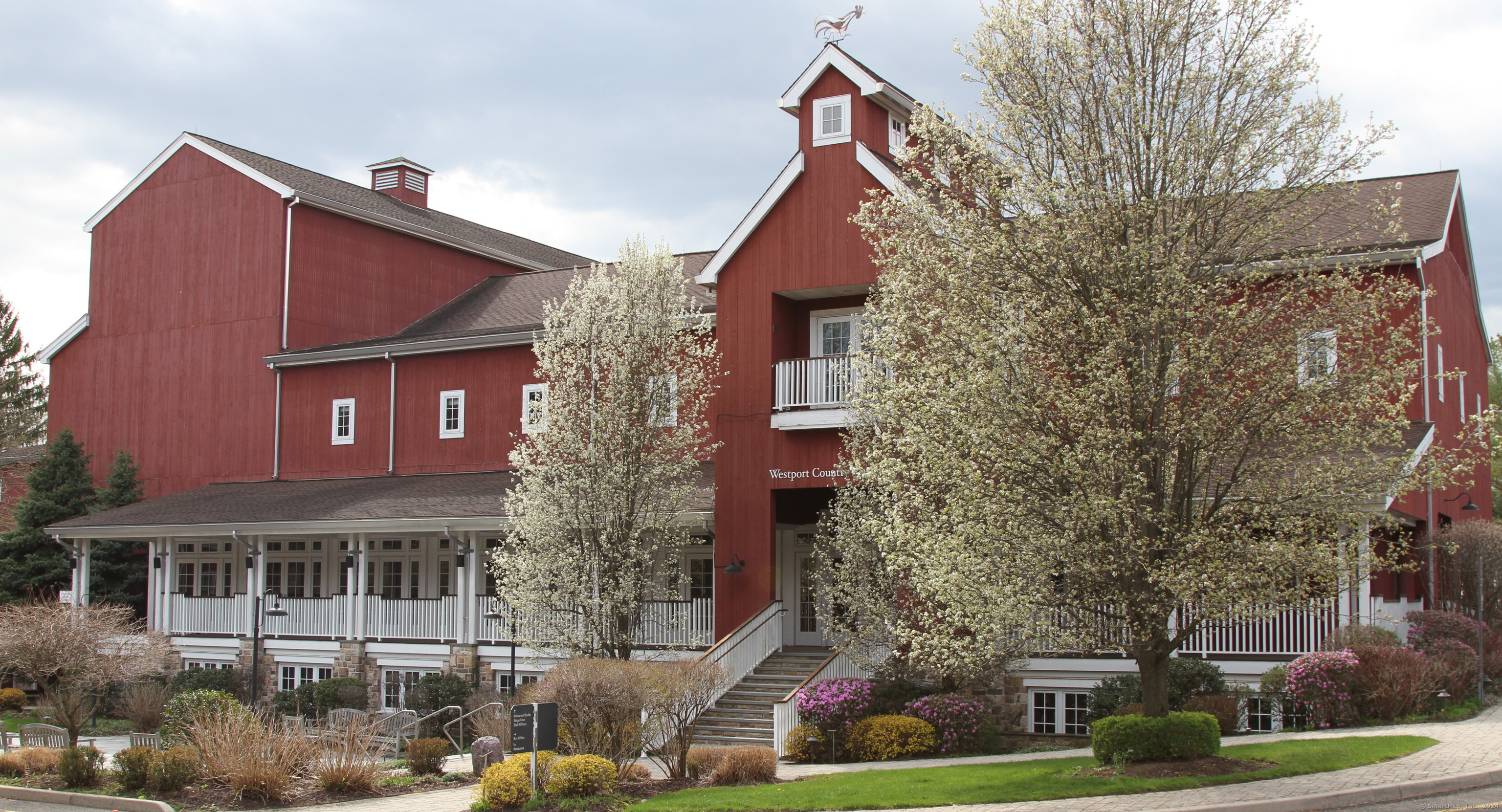 67 Grove Point