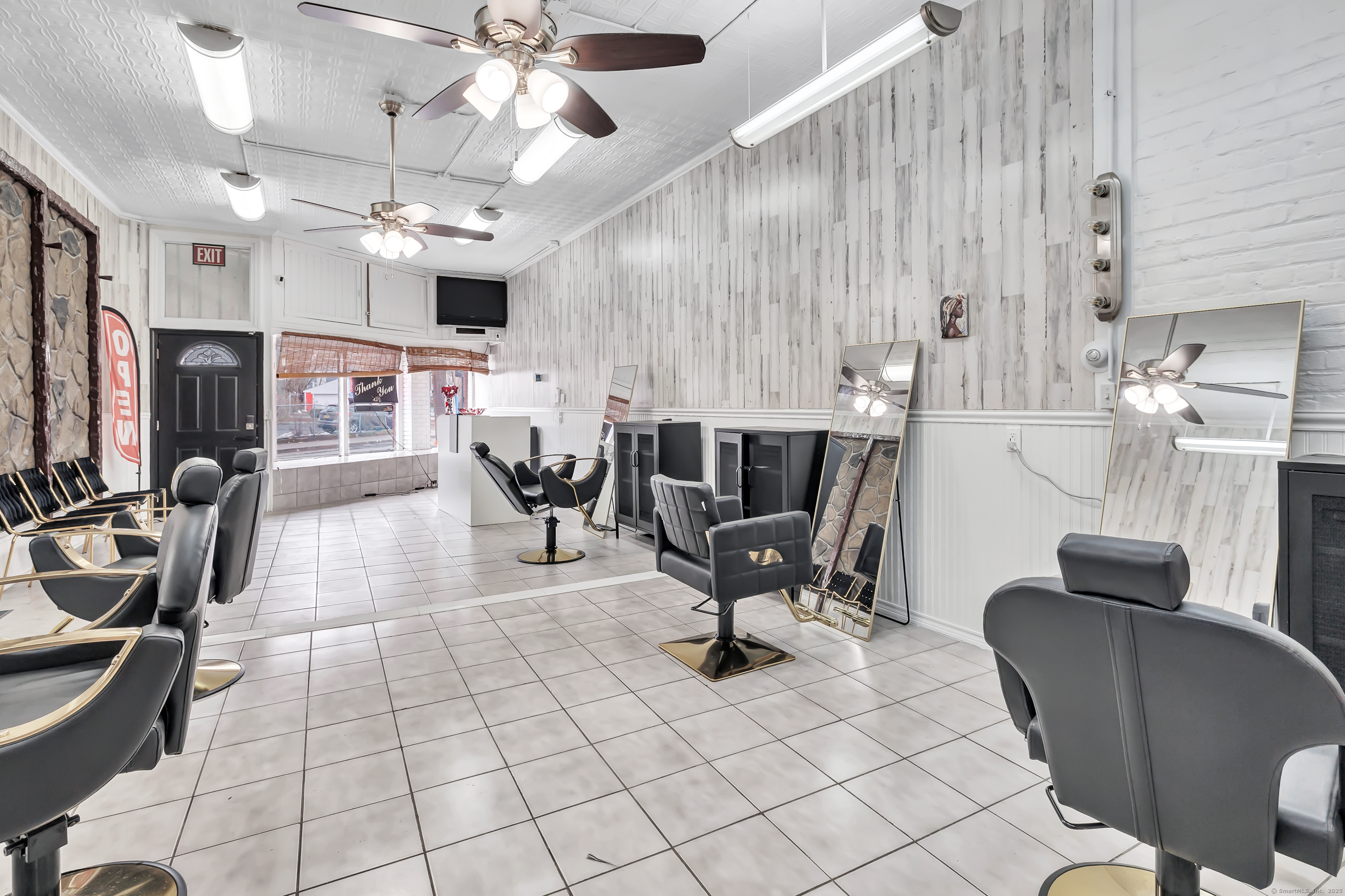 6 Woodward Avenue