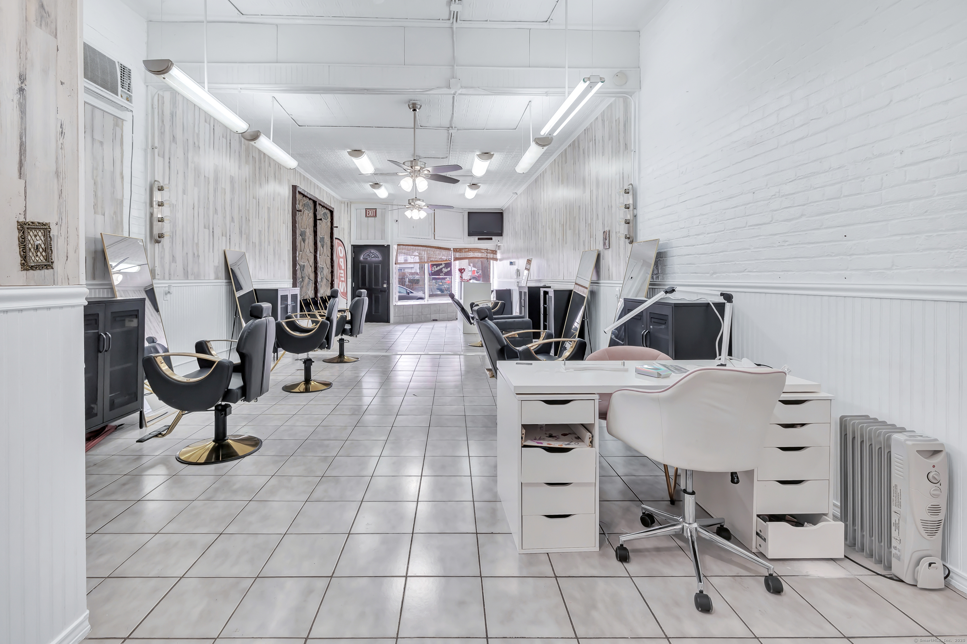 6 Woodward Avenue