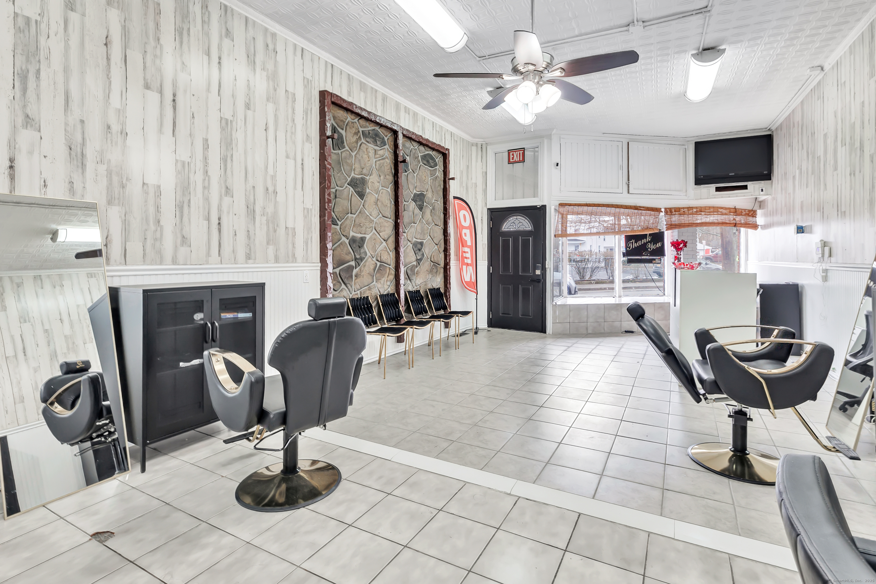 6 Woodward Avenue