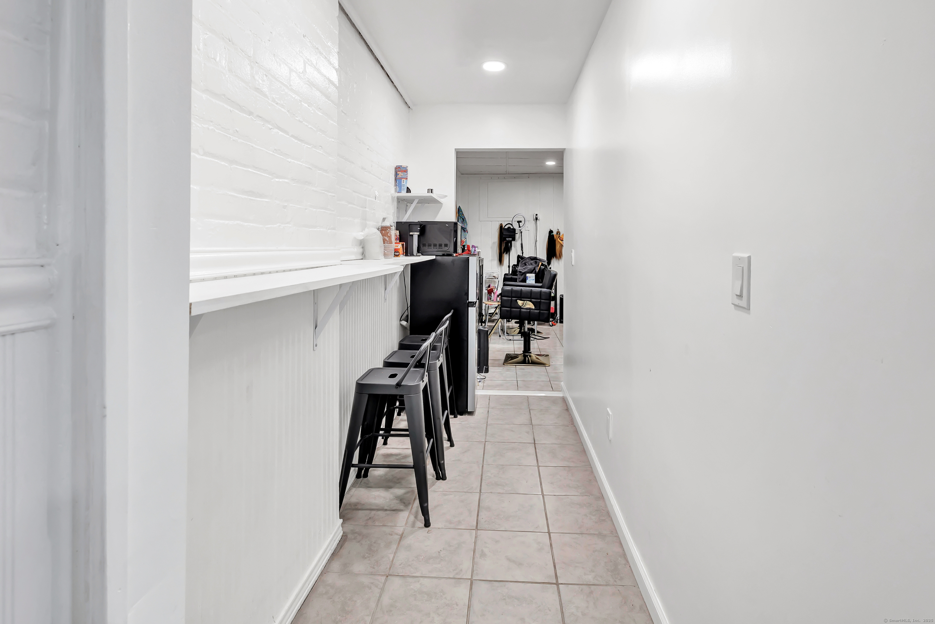 6 Woodward Avenue