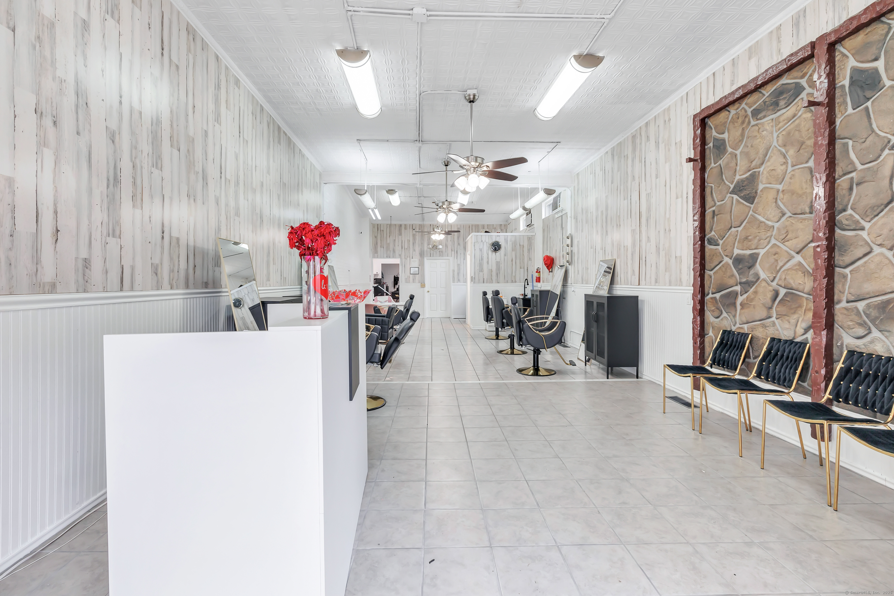 6 Woodward Avenue