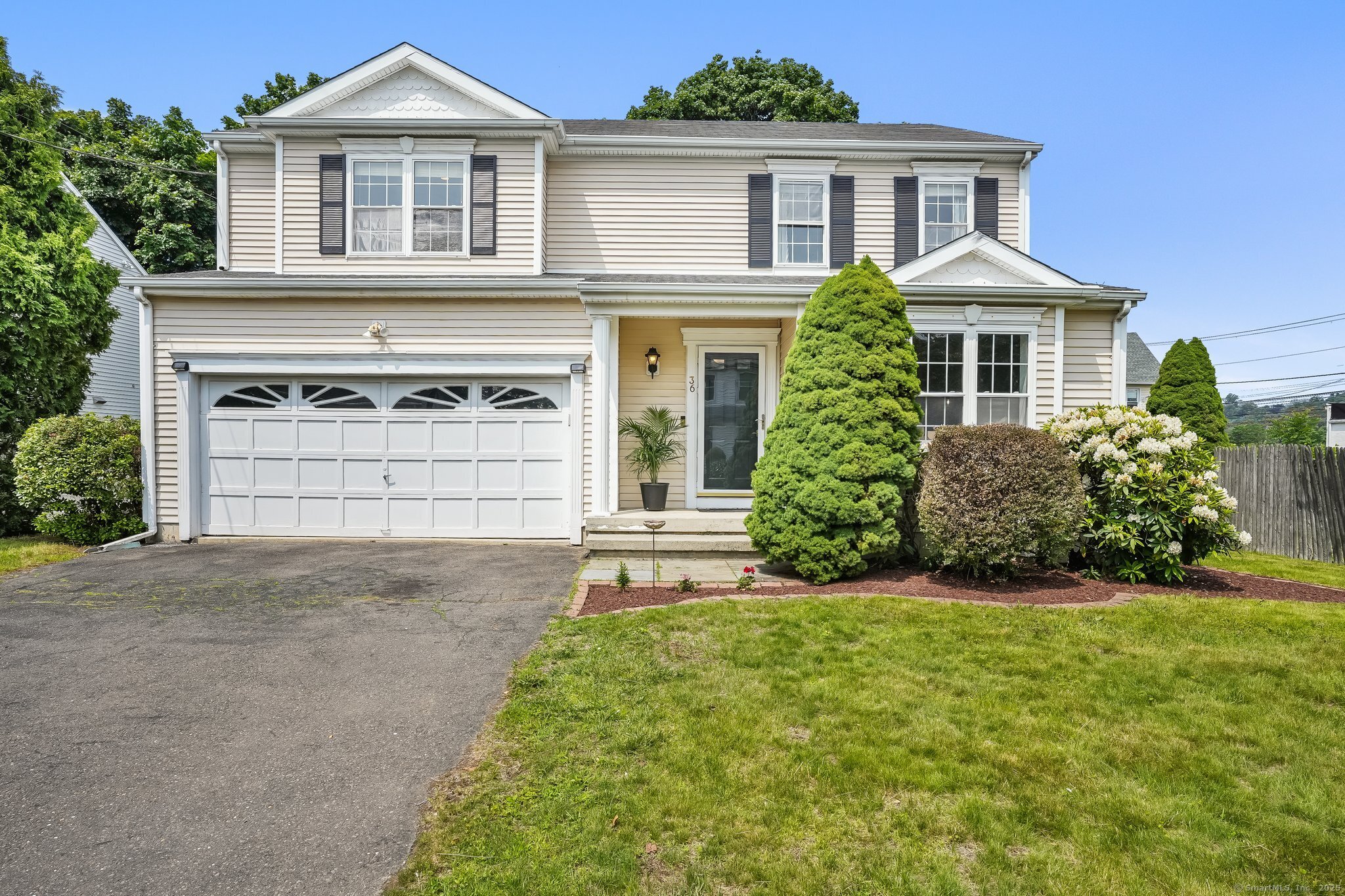 36 Lindbergh Street