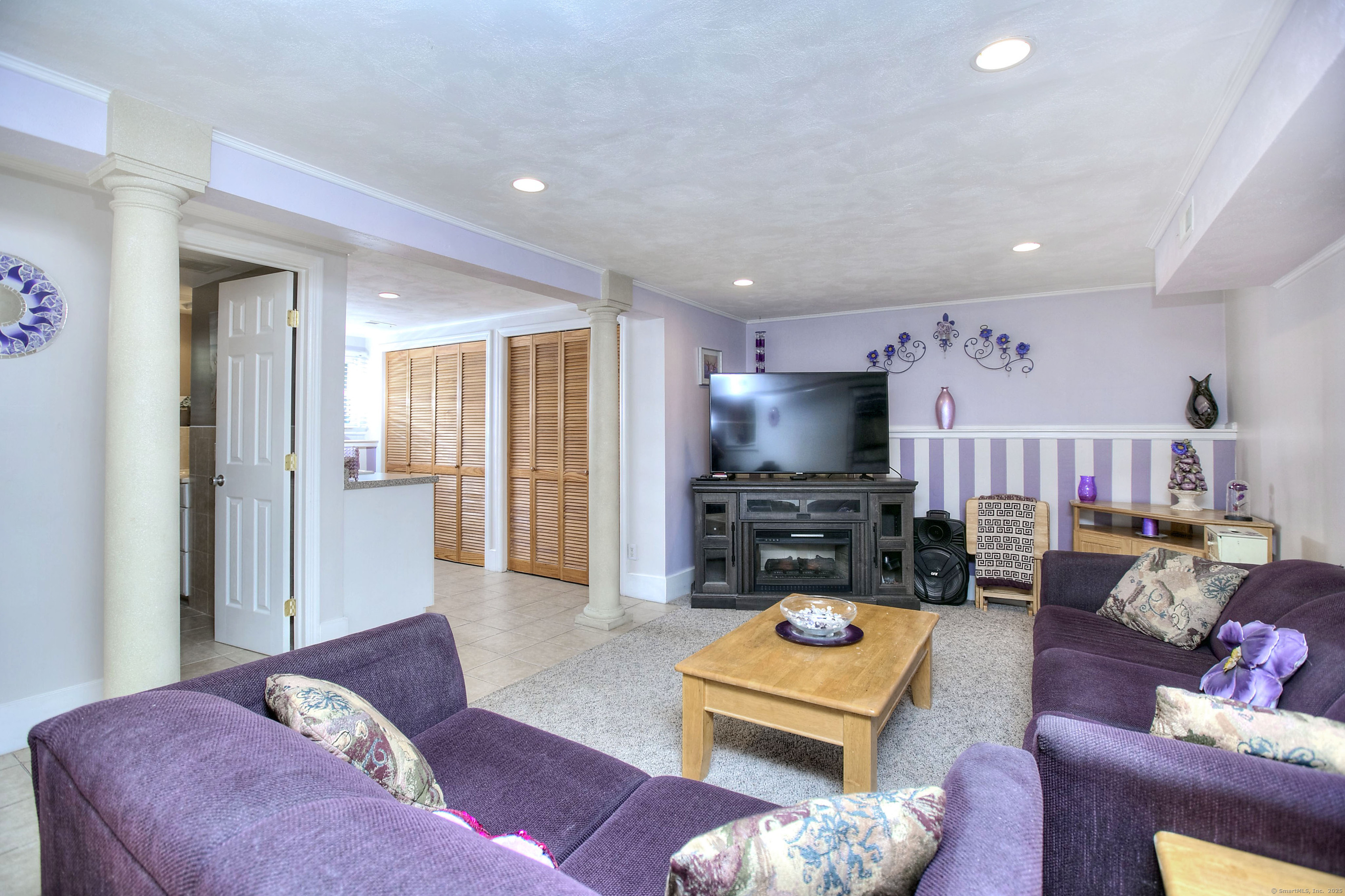 6 Silent Grove Court