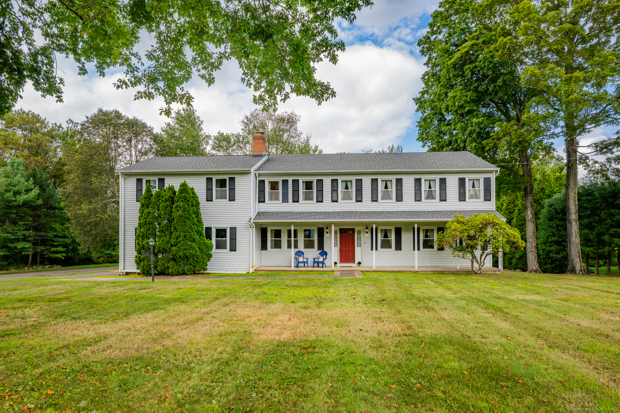 21 Hill Circle