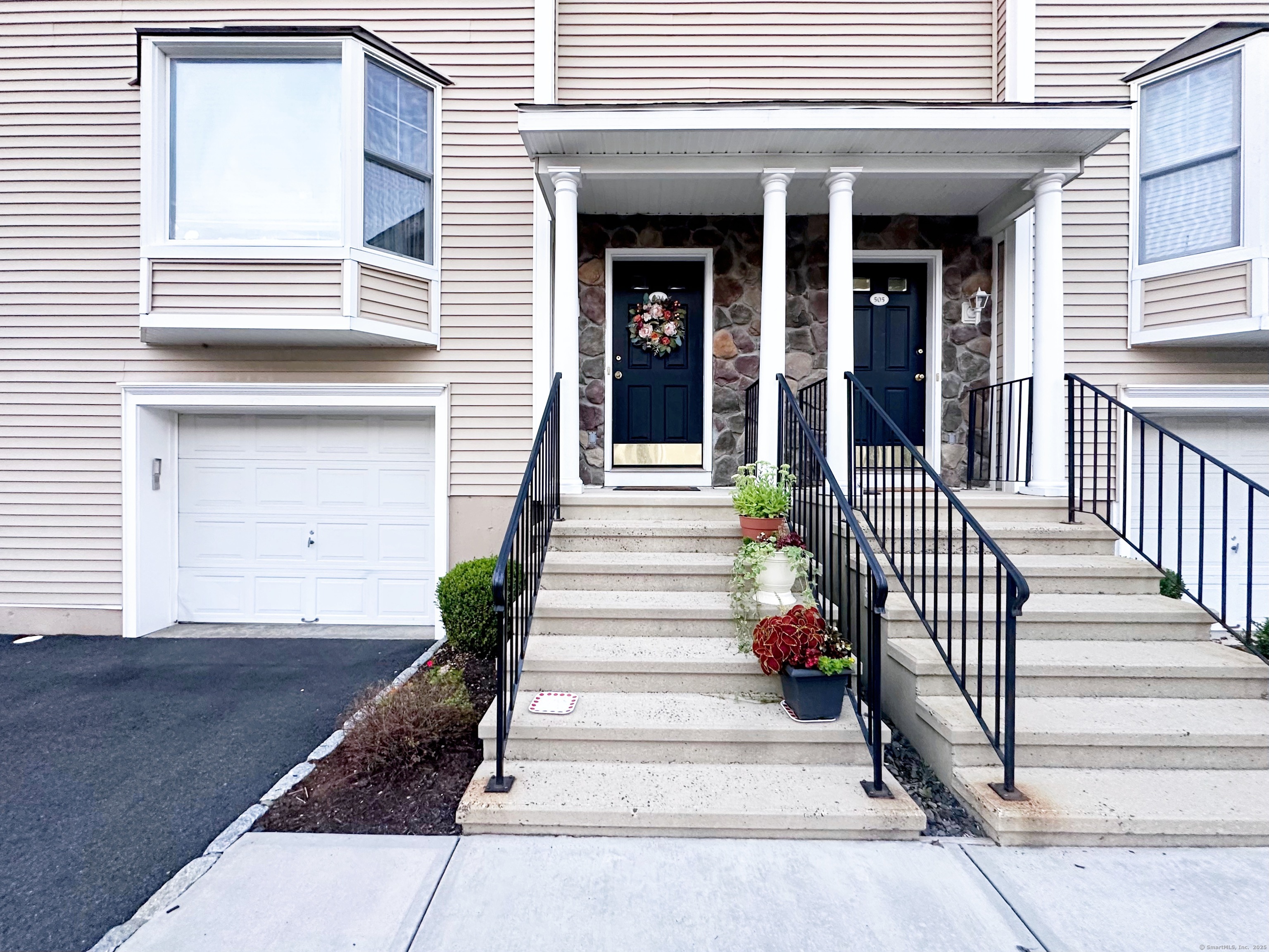 15 Scuppo Road 504