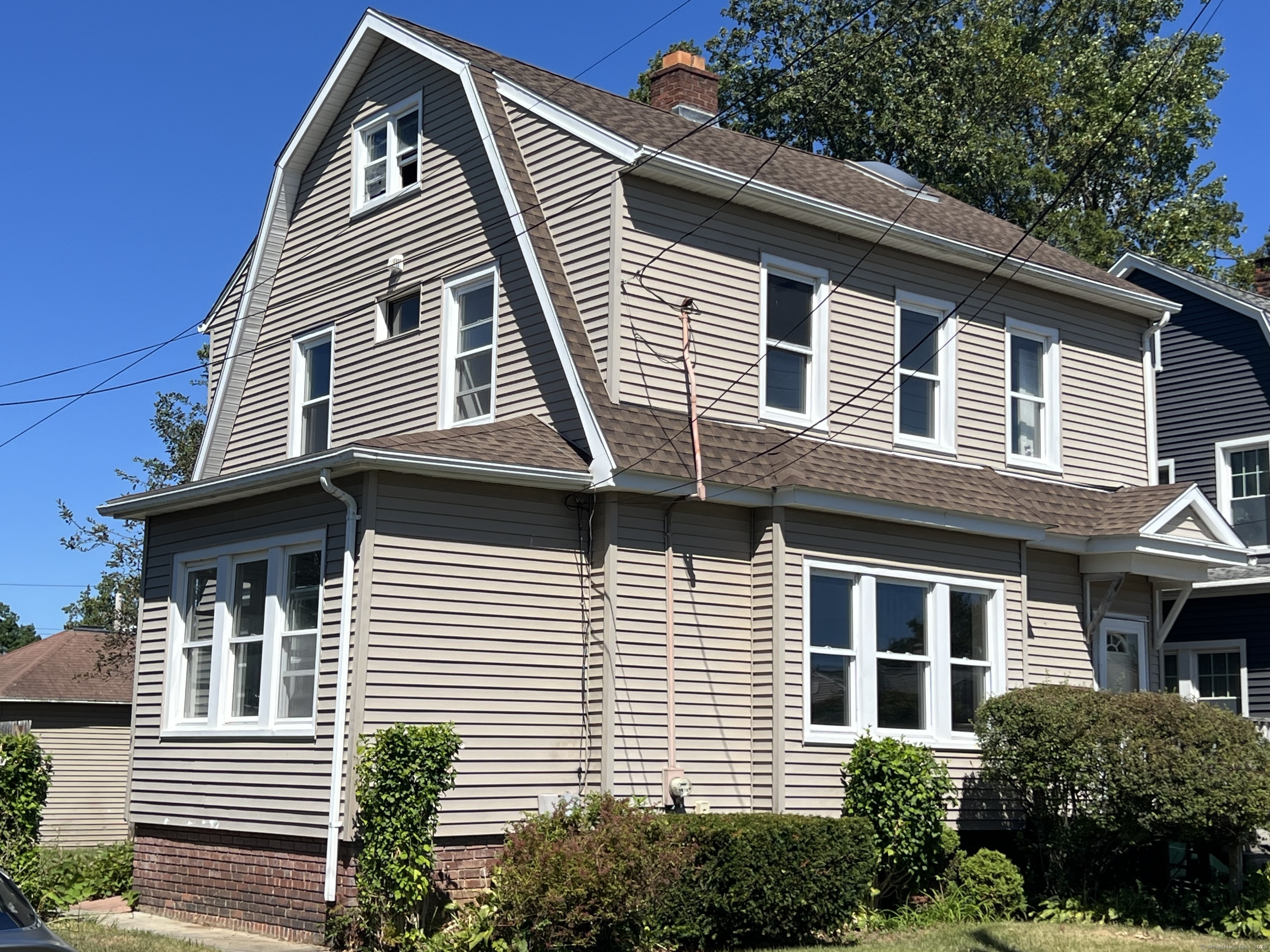68 Holcomb Street