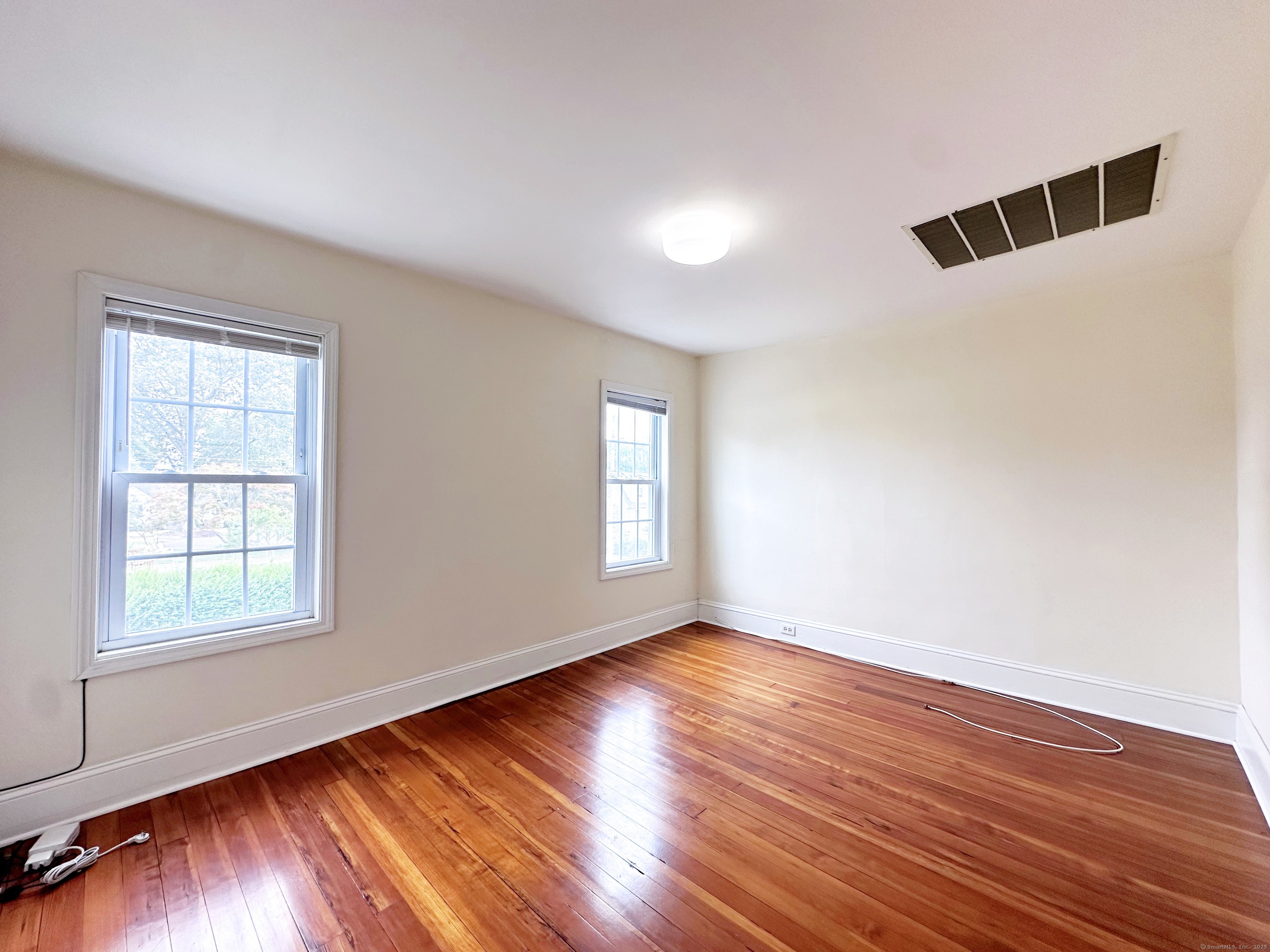 66 Veres Street 2nd Floor