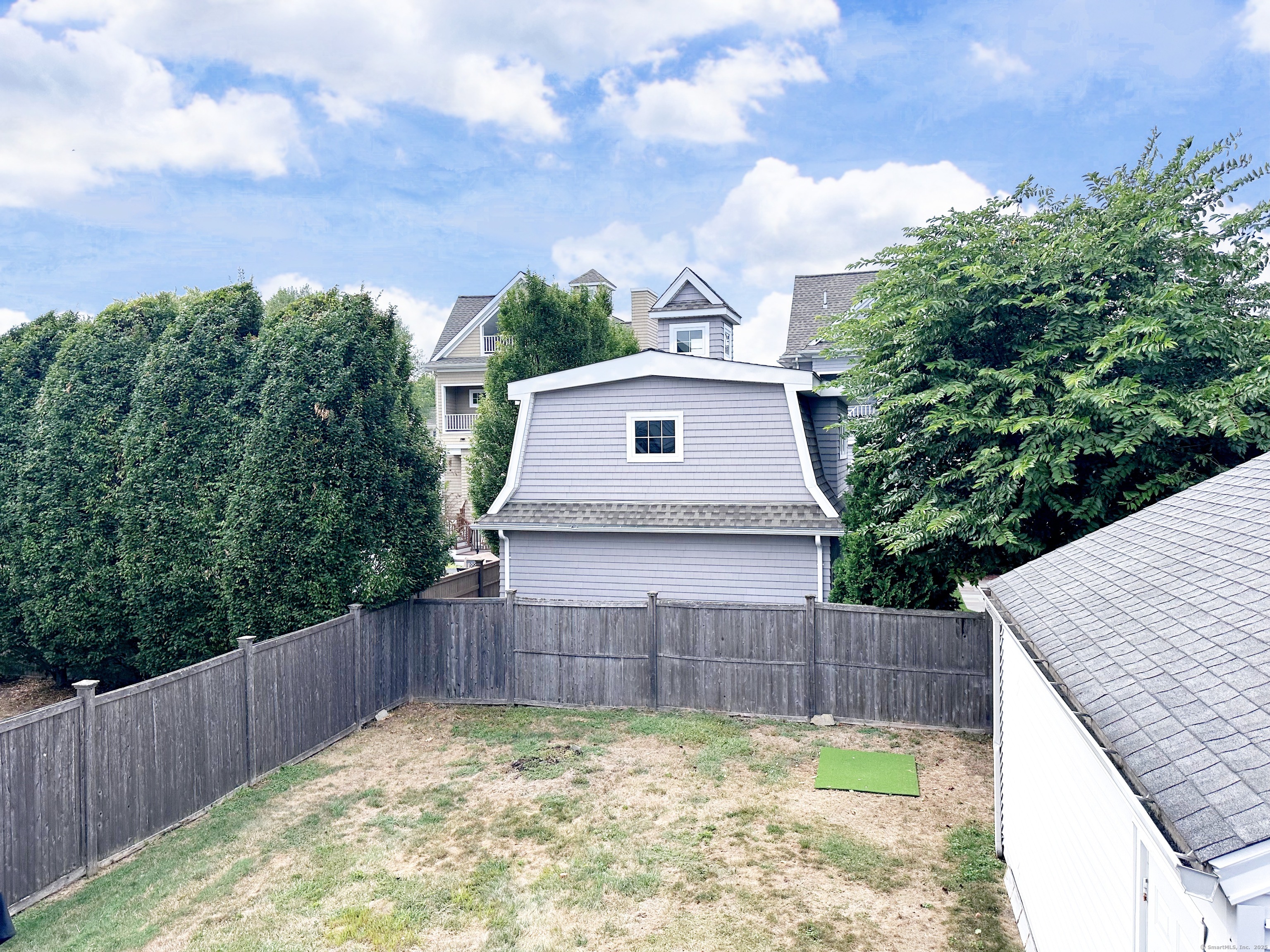 66 Veres Street 2nd Floor
