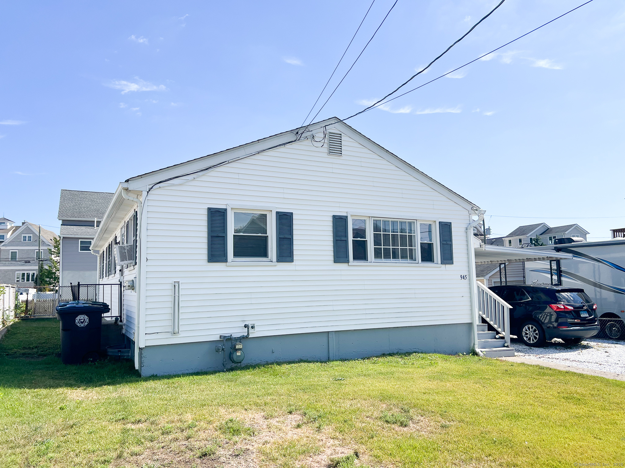 945 East Broadway