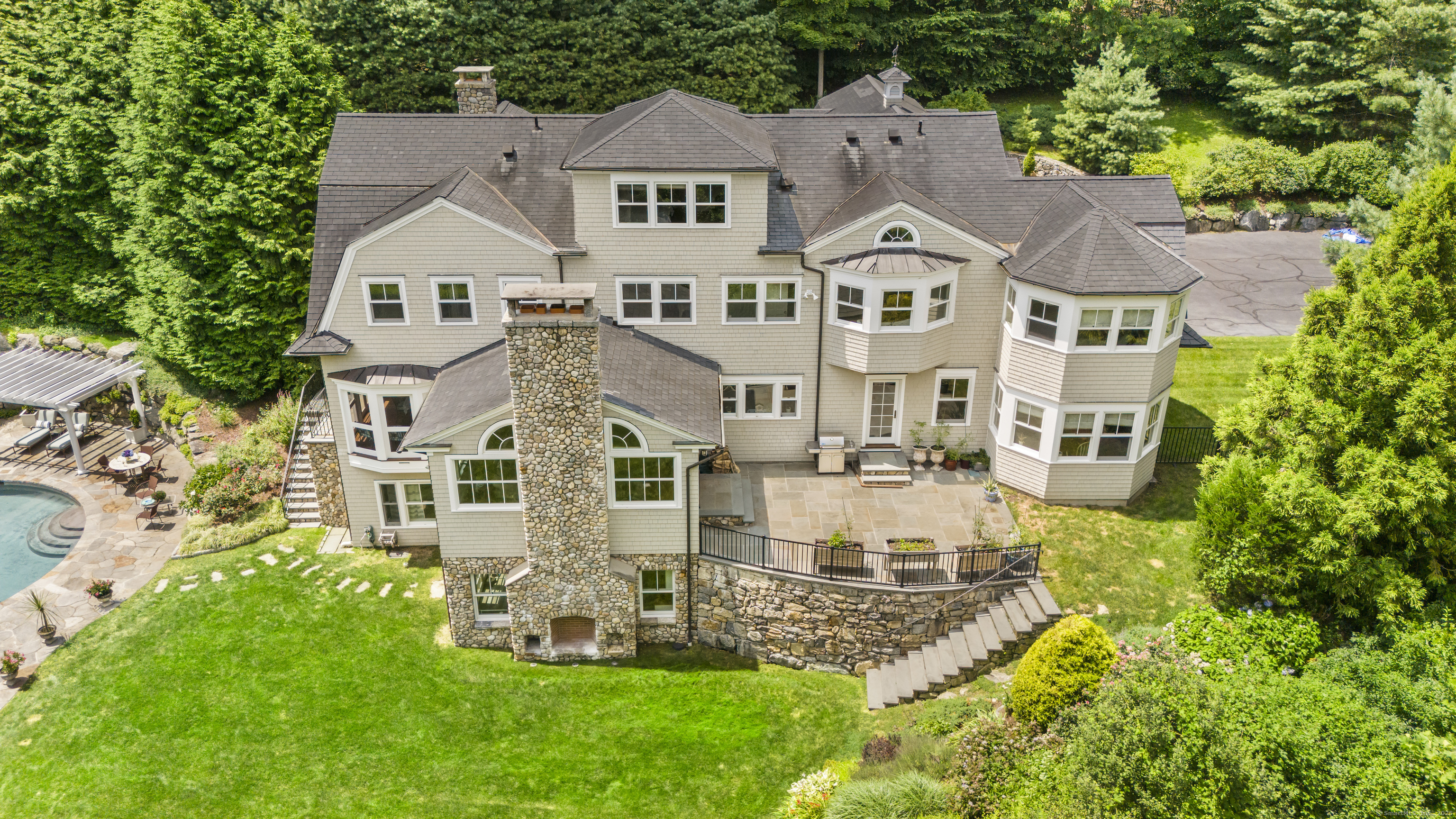 9 Banks Drive