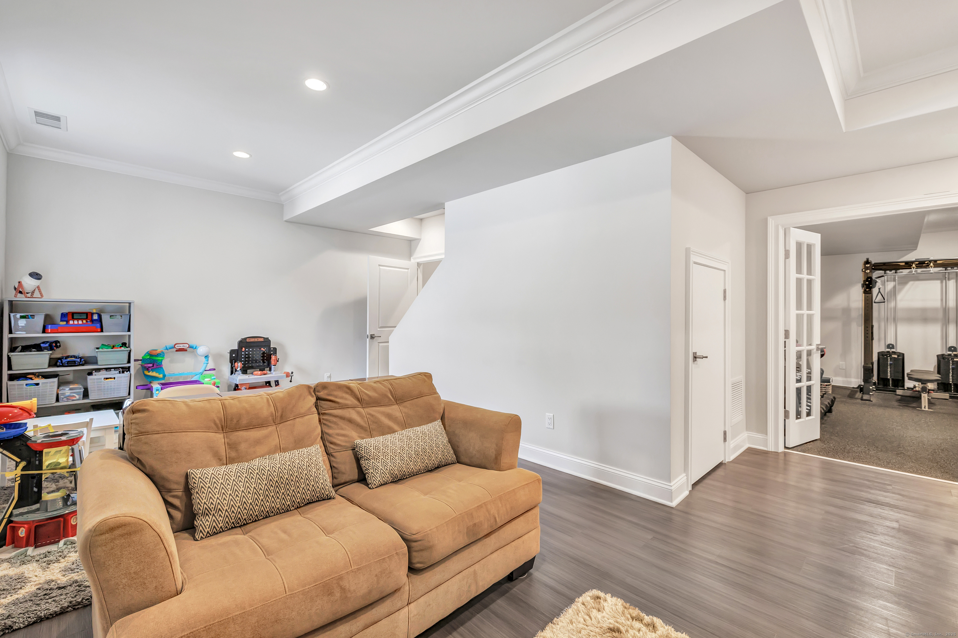 44 Brundage Street