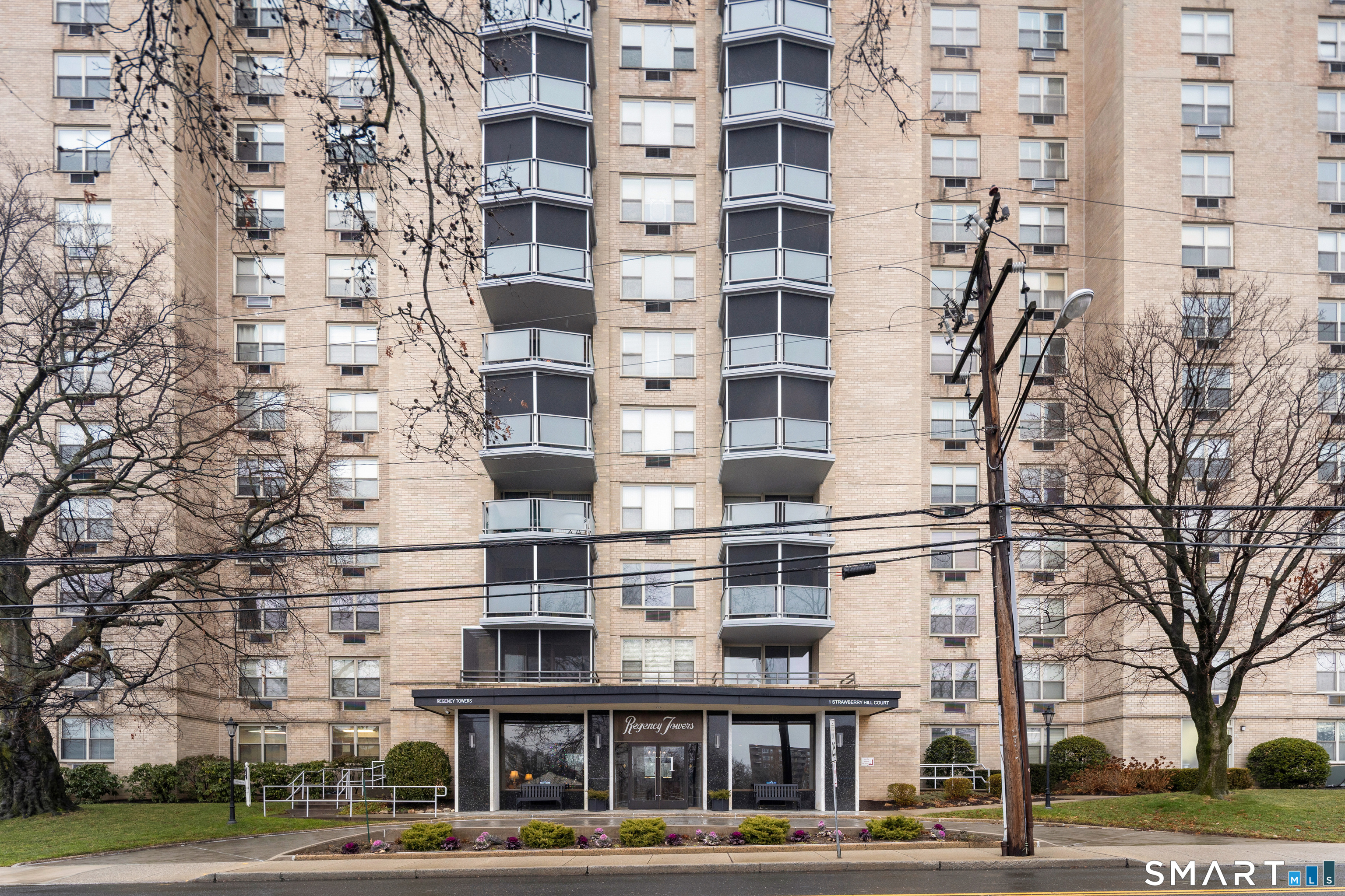 1 Strawberry Hill Court APT 2B