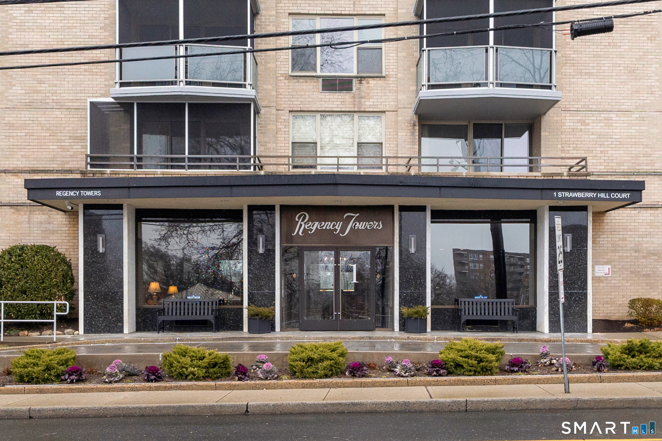 1 Strawberry Hill Court APT 2B