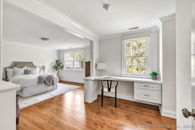 1 Boxwood Lane