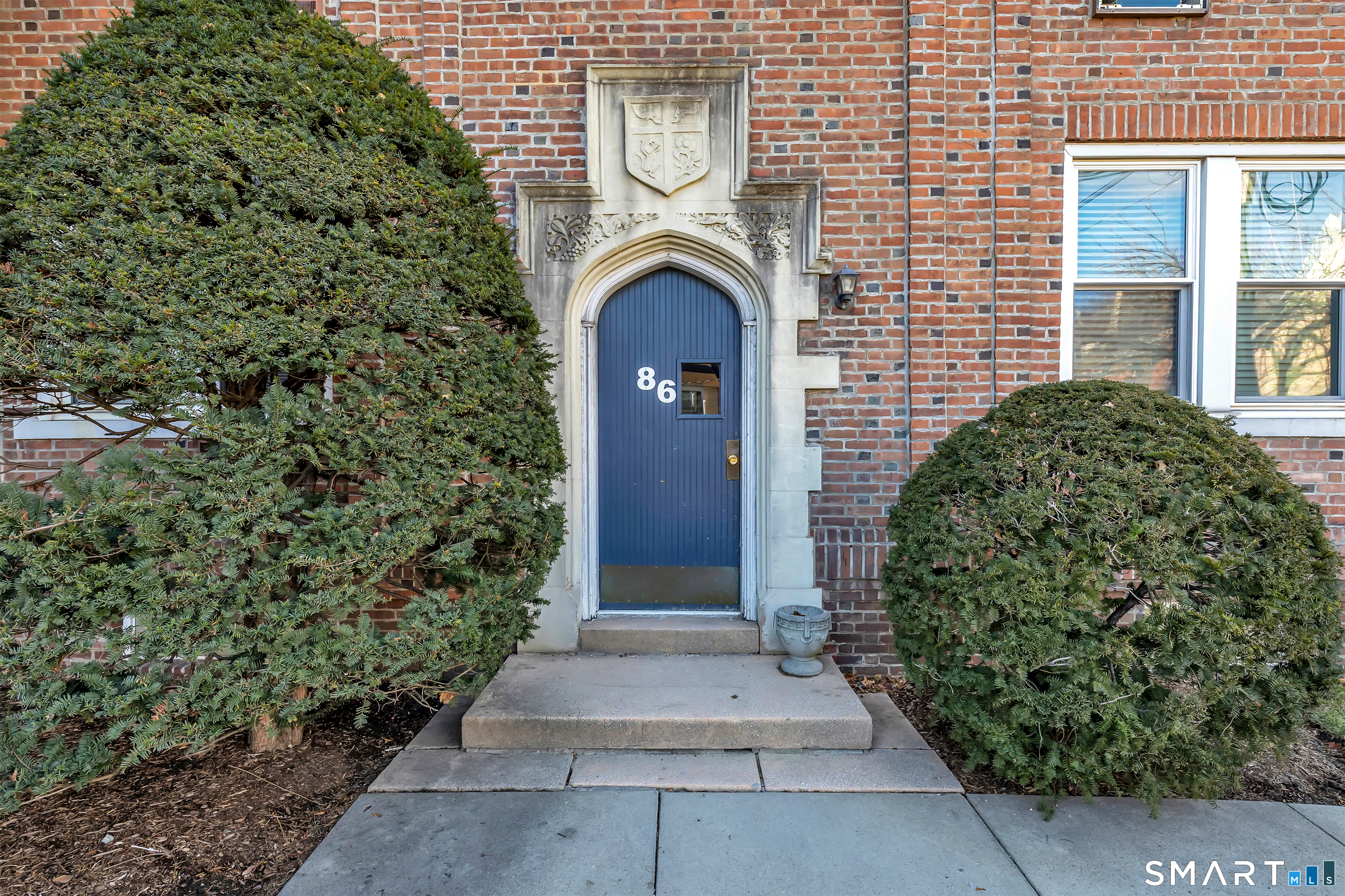 86 Grove Street B6