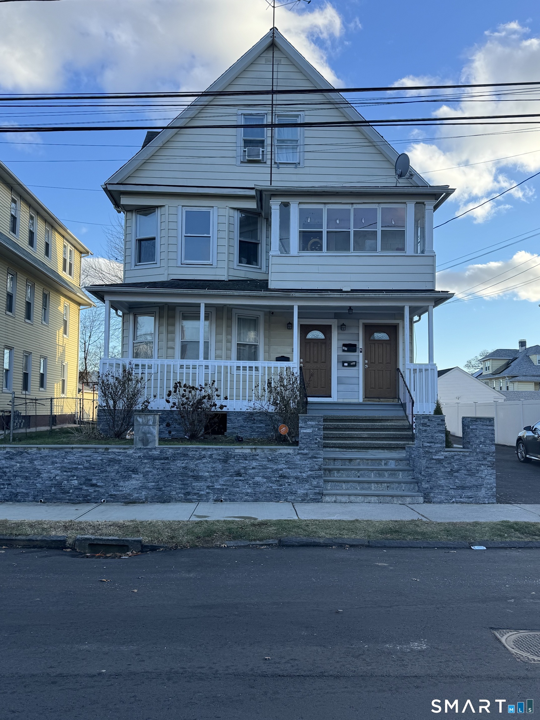 399 Hawley Avenue