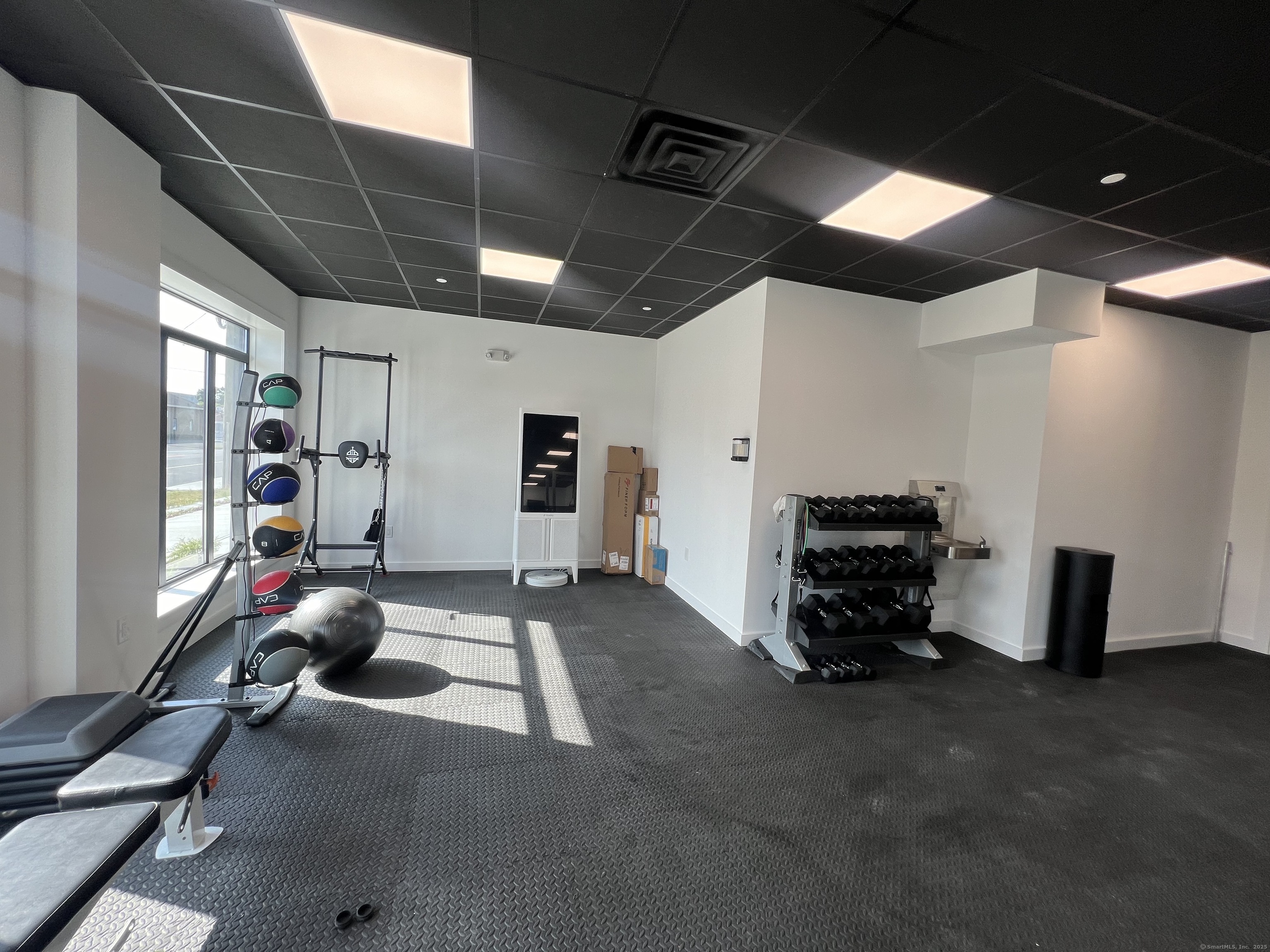 211 Ferry Boulevard Unit: 208