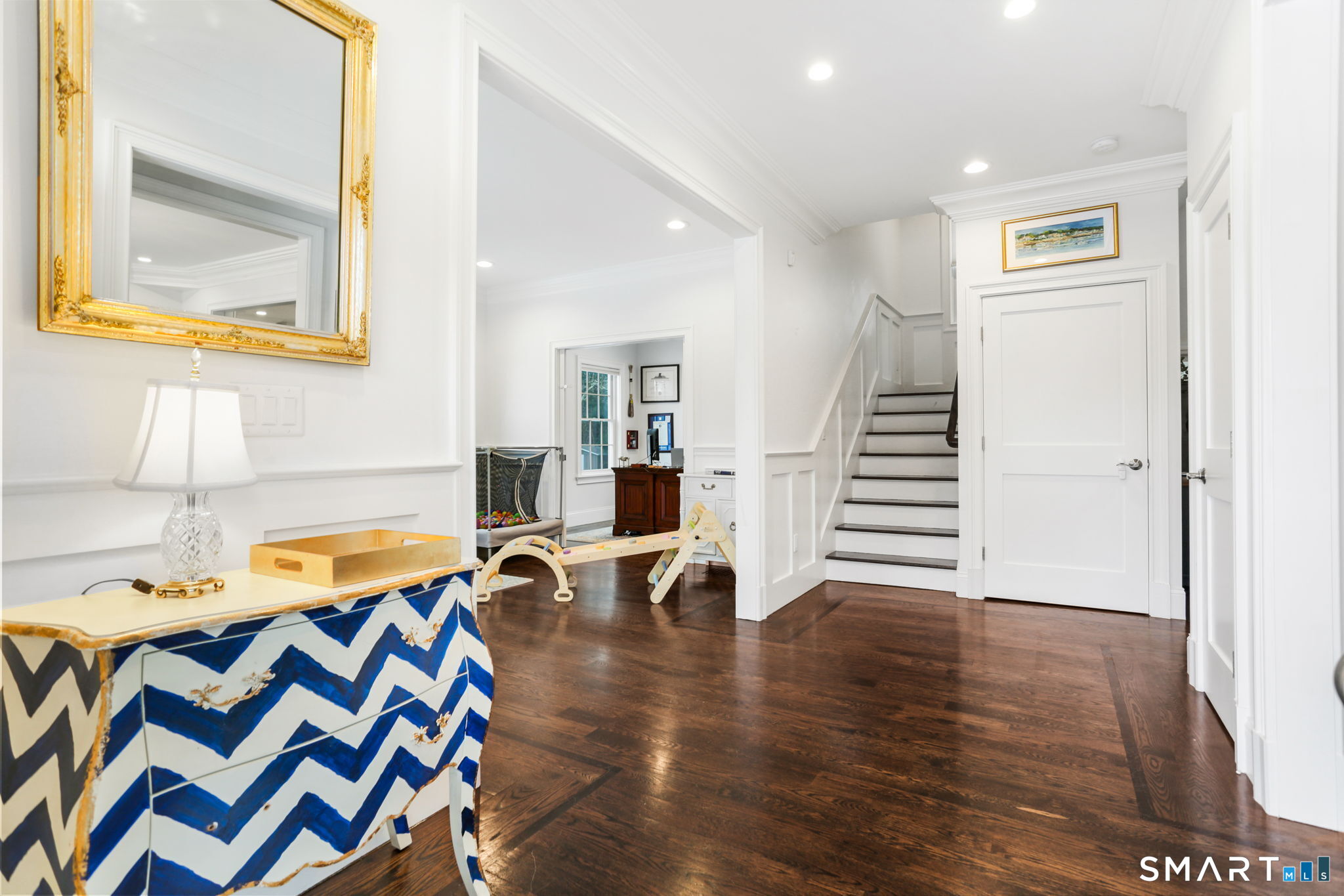 11 Tuckahoe Lane