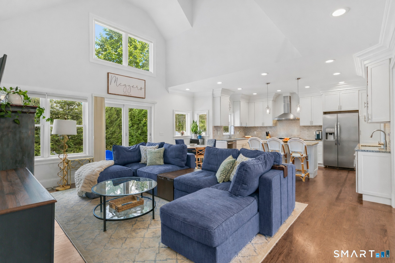 11 Tuckahoe Lane