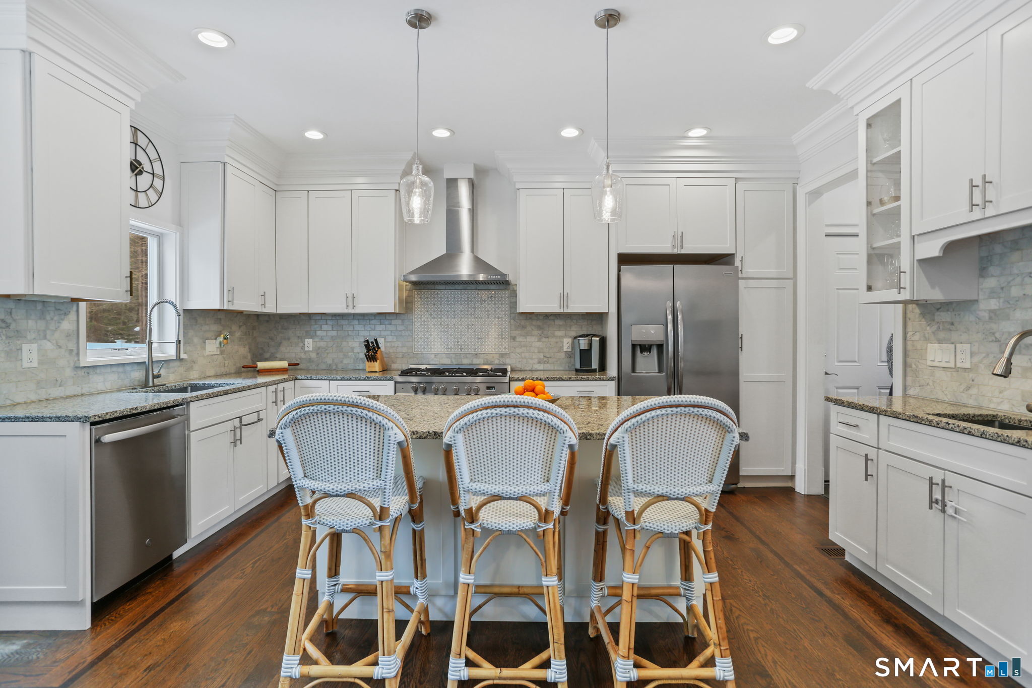 11 Tuckahoe Lane