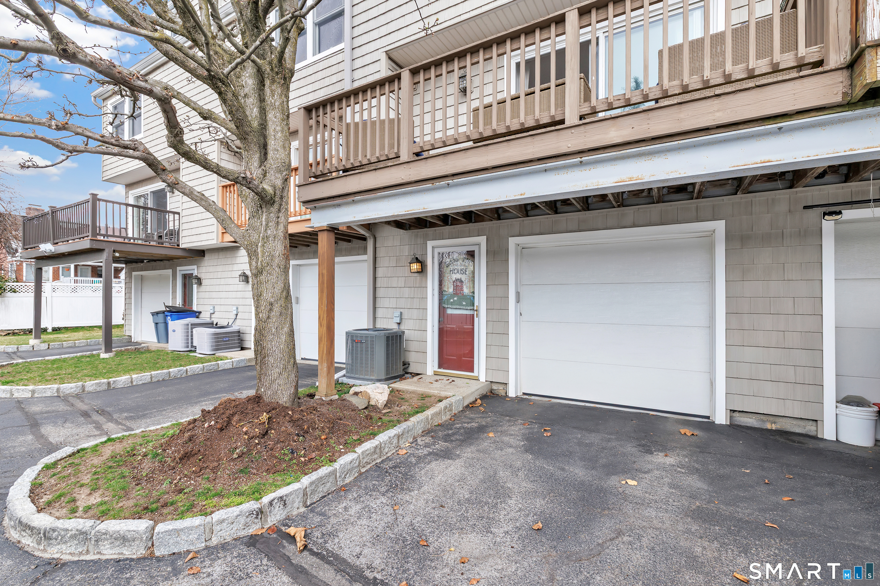5 Glen Street 204