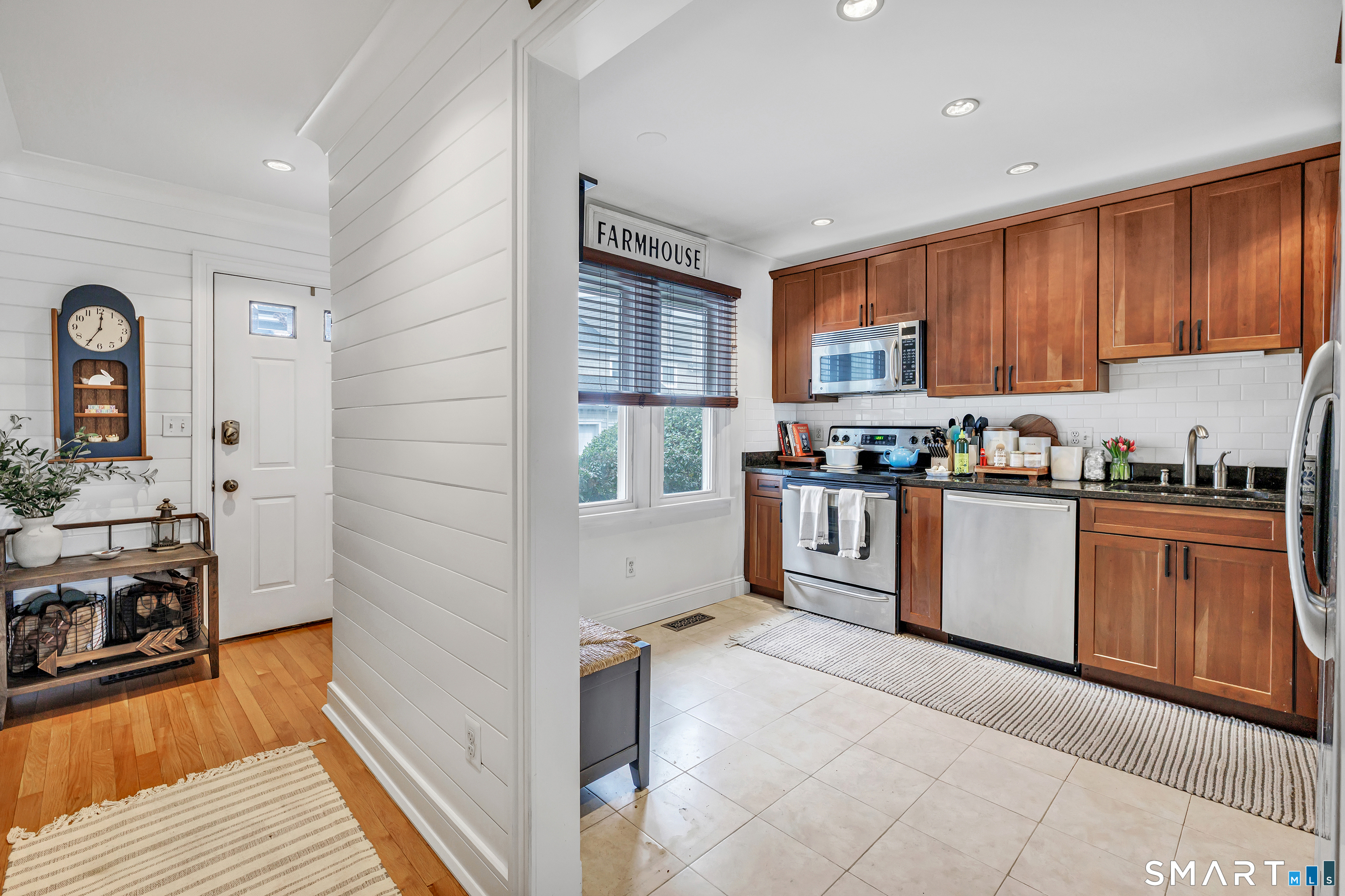 5 Glen Street 204