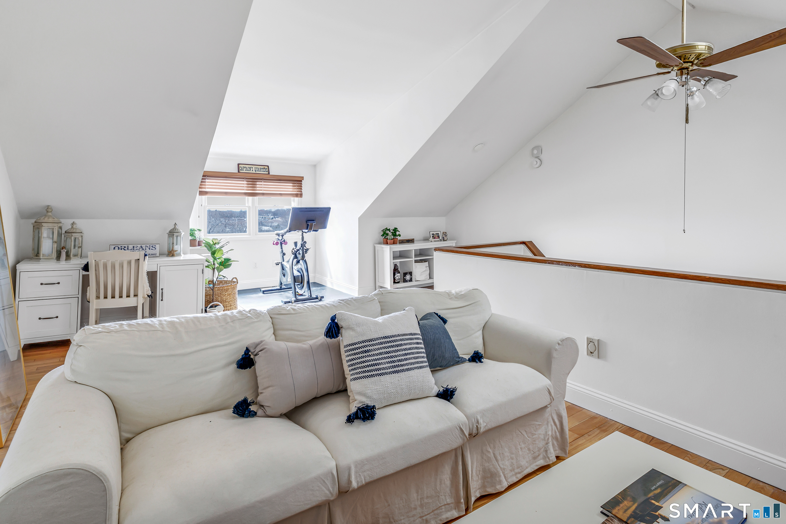 5 Glen Street 204
