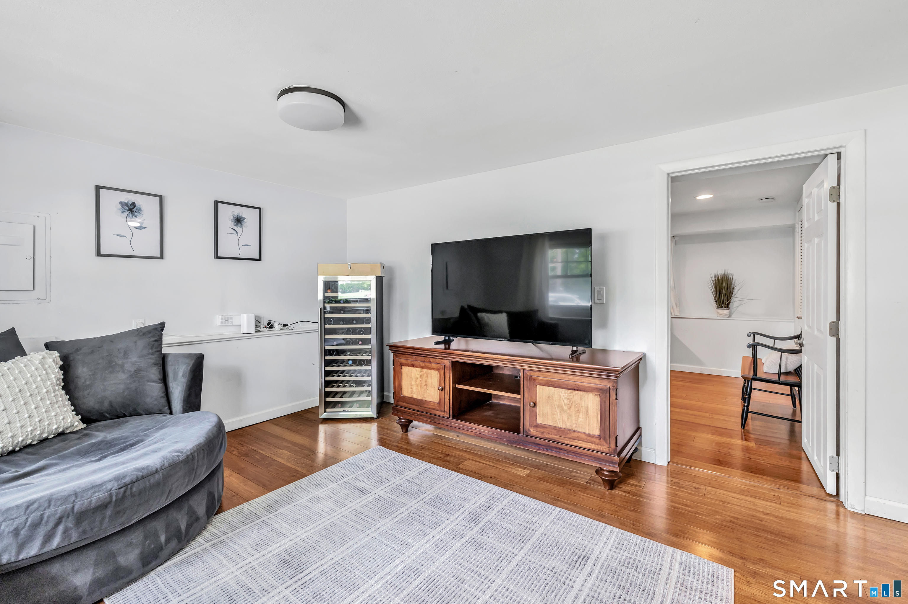 16 Mayflower Circle