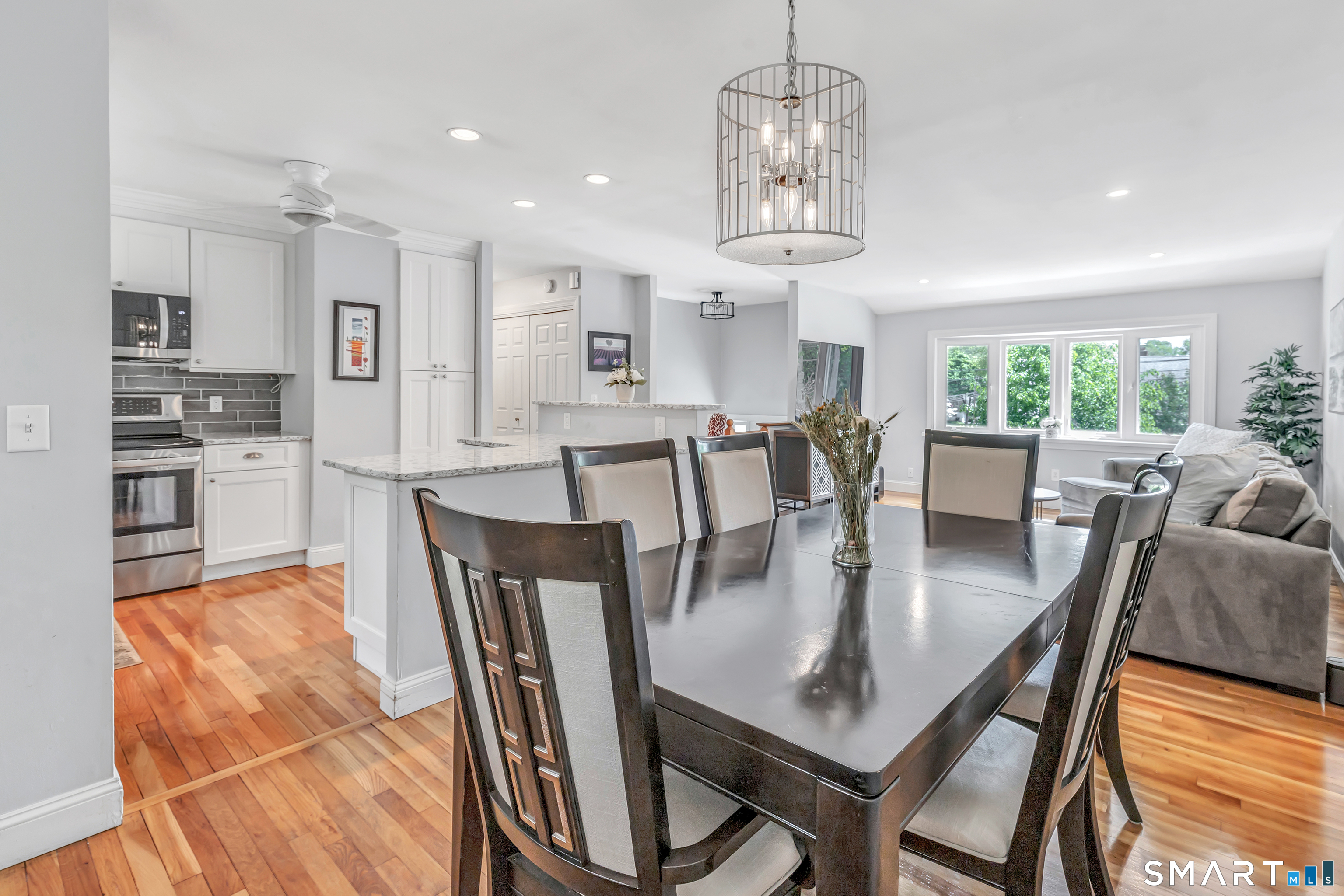 16 Mayflower Circle