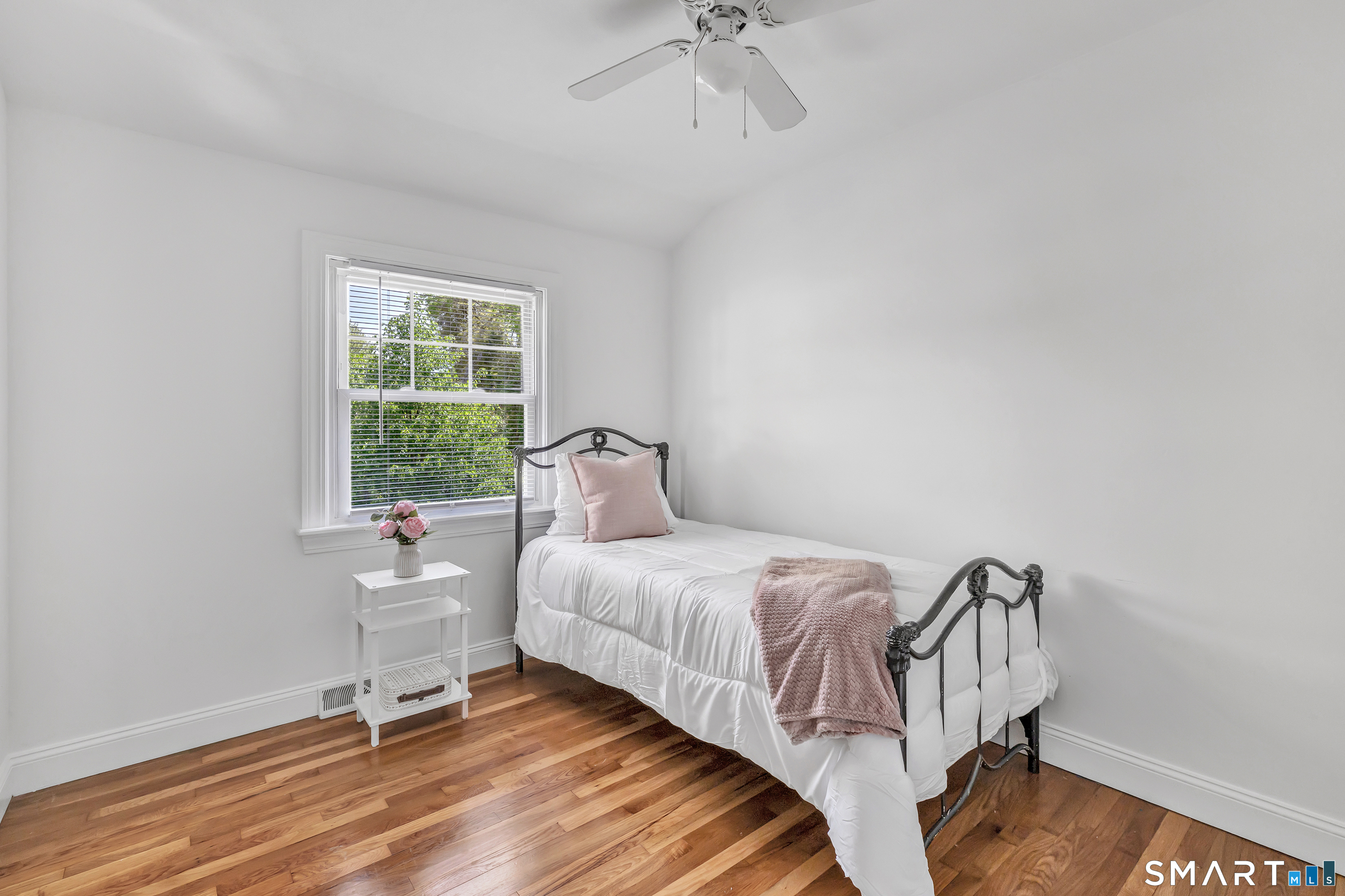 16 Mayflower Circle