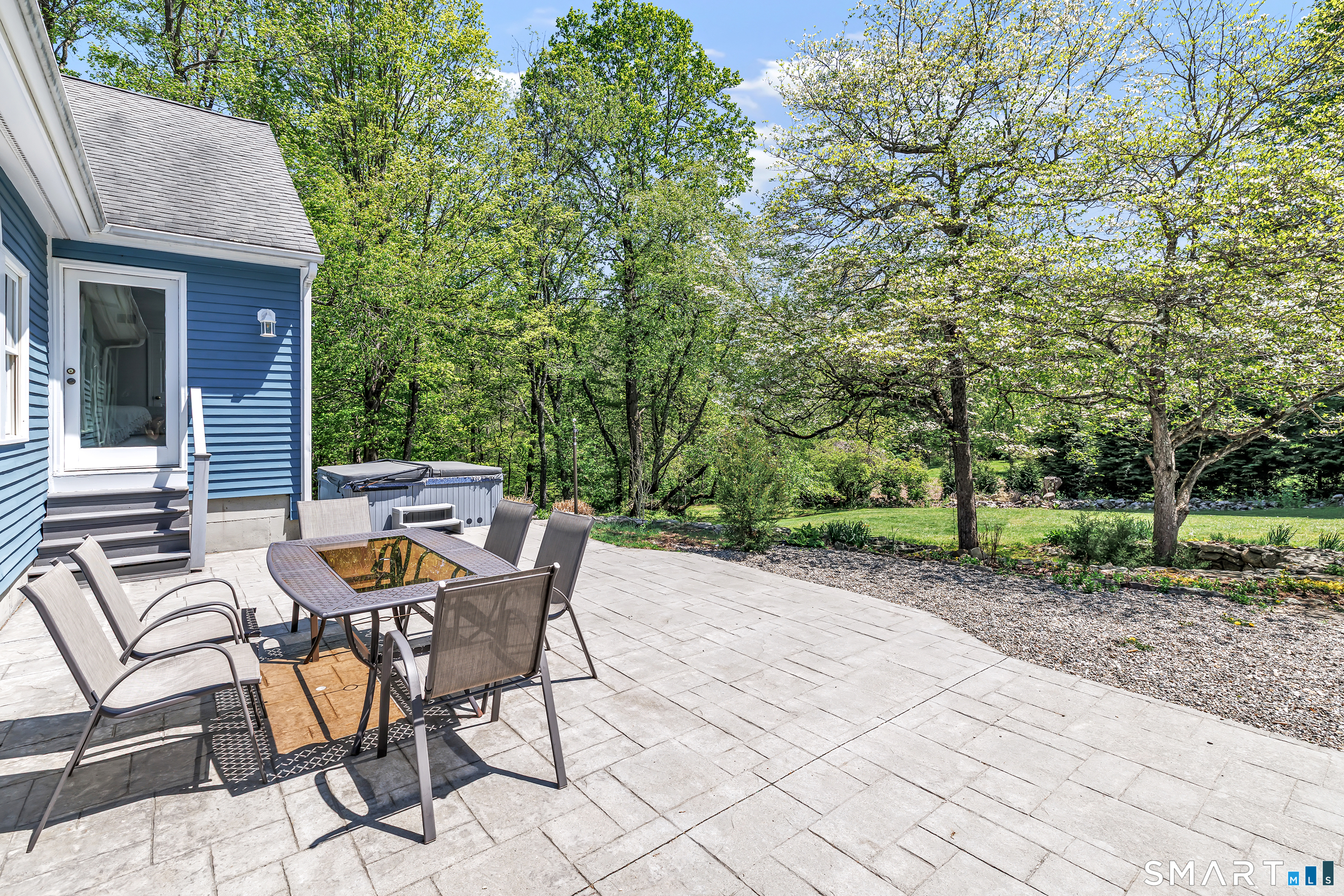 121 Picketts Ridge Road