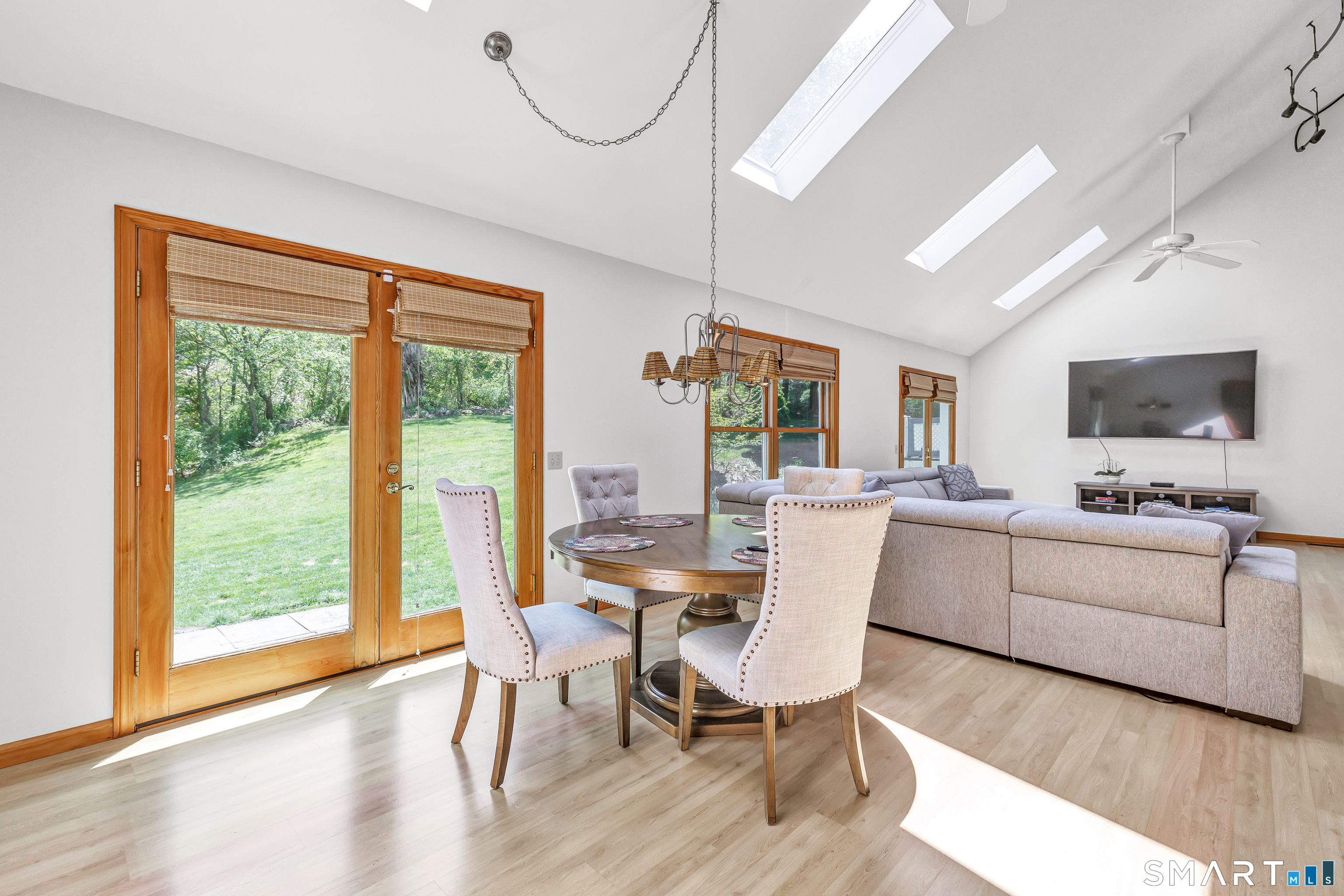 121 Picketts Ridge Road