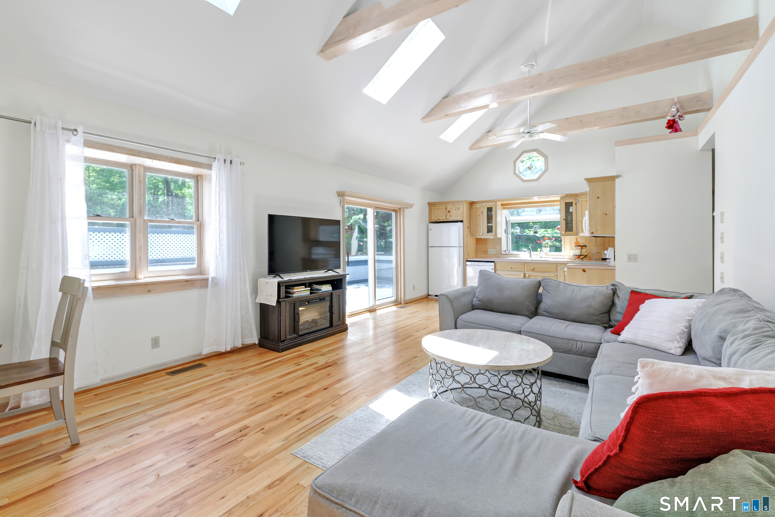 121 Picketts Ridge Road