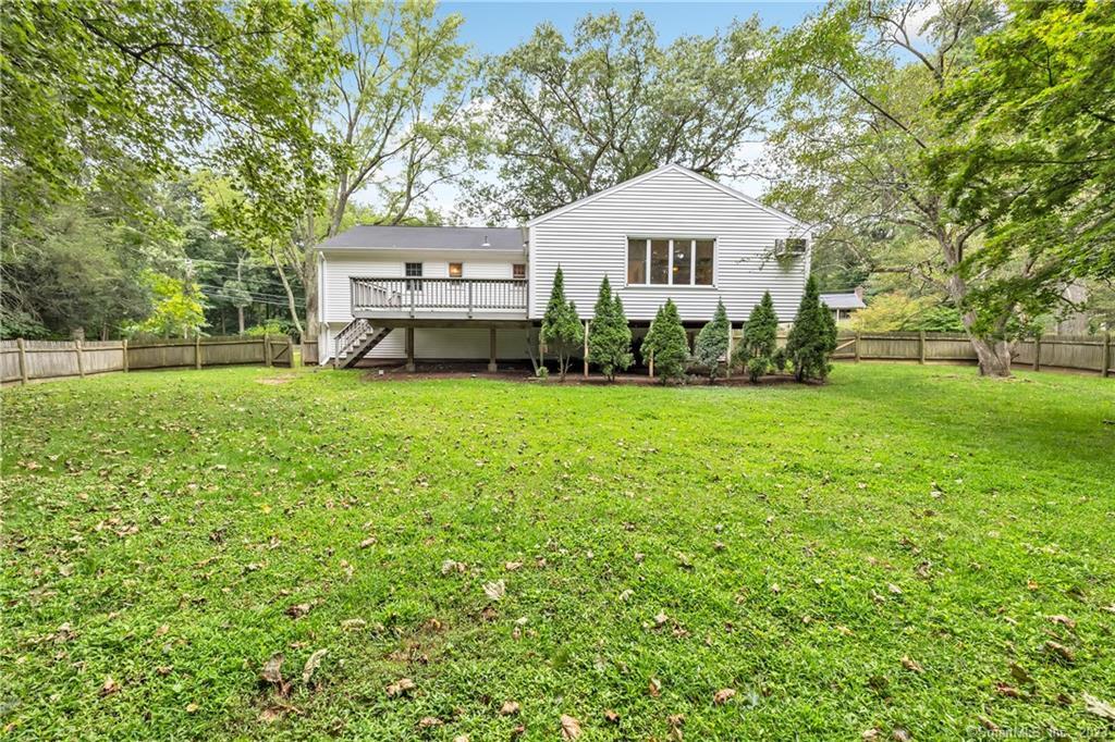 4 Cranbury Woods Road